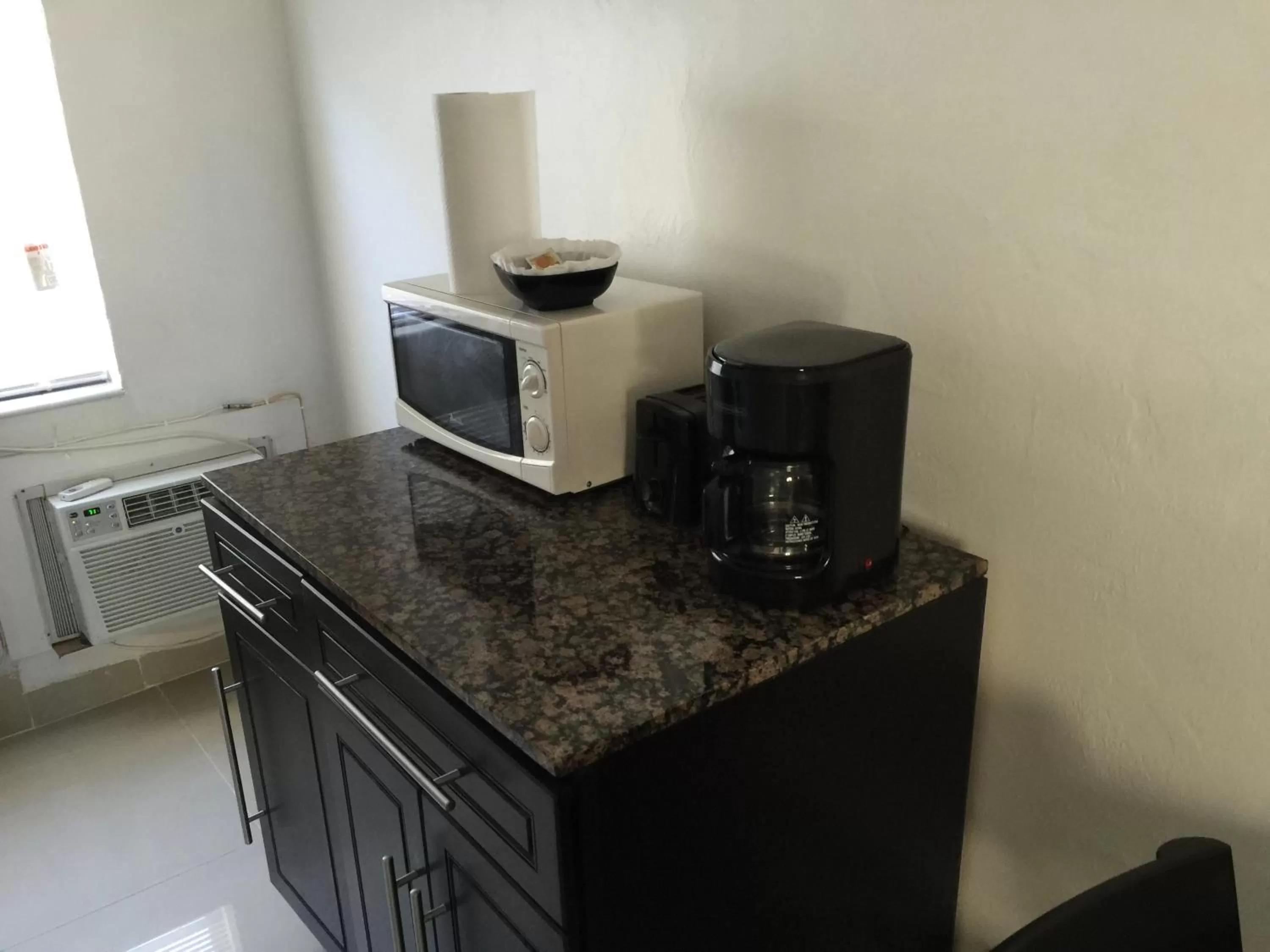 Kitchen or kitchenette, Kitchen/Kitchenette in Pelican By The Sea