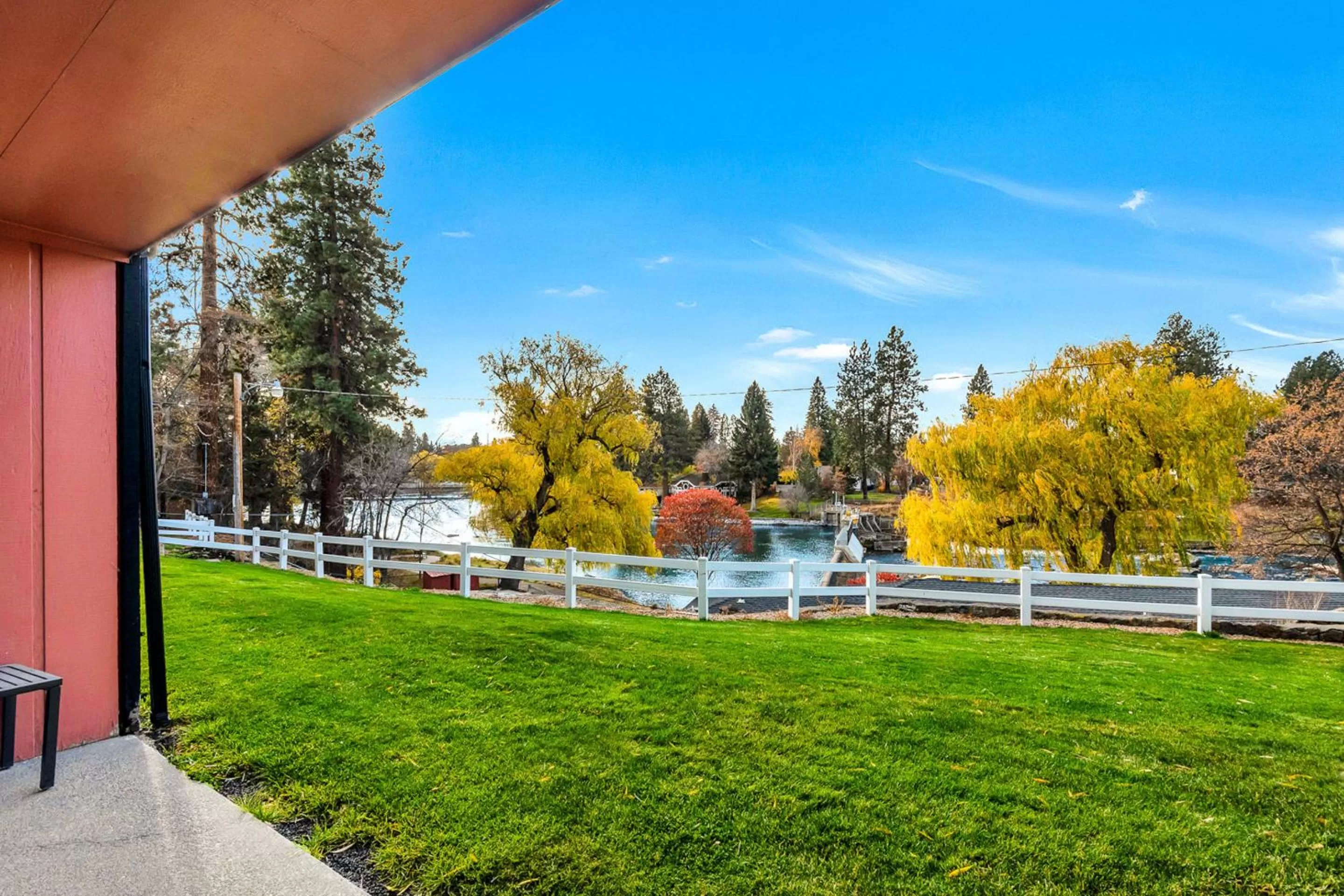 Garden view in Bend Riverside Condos
