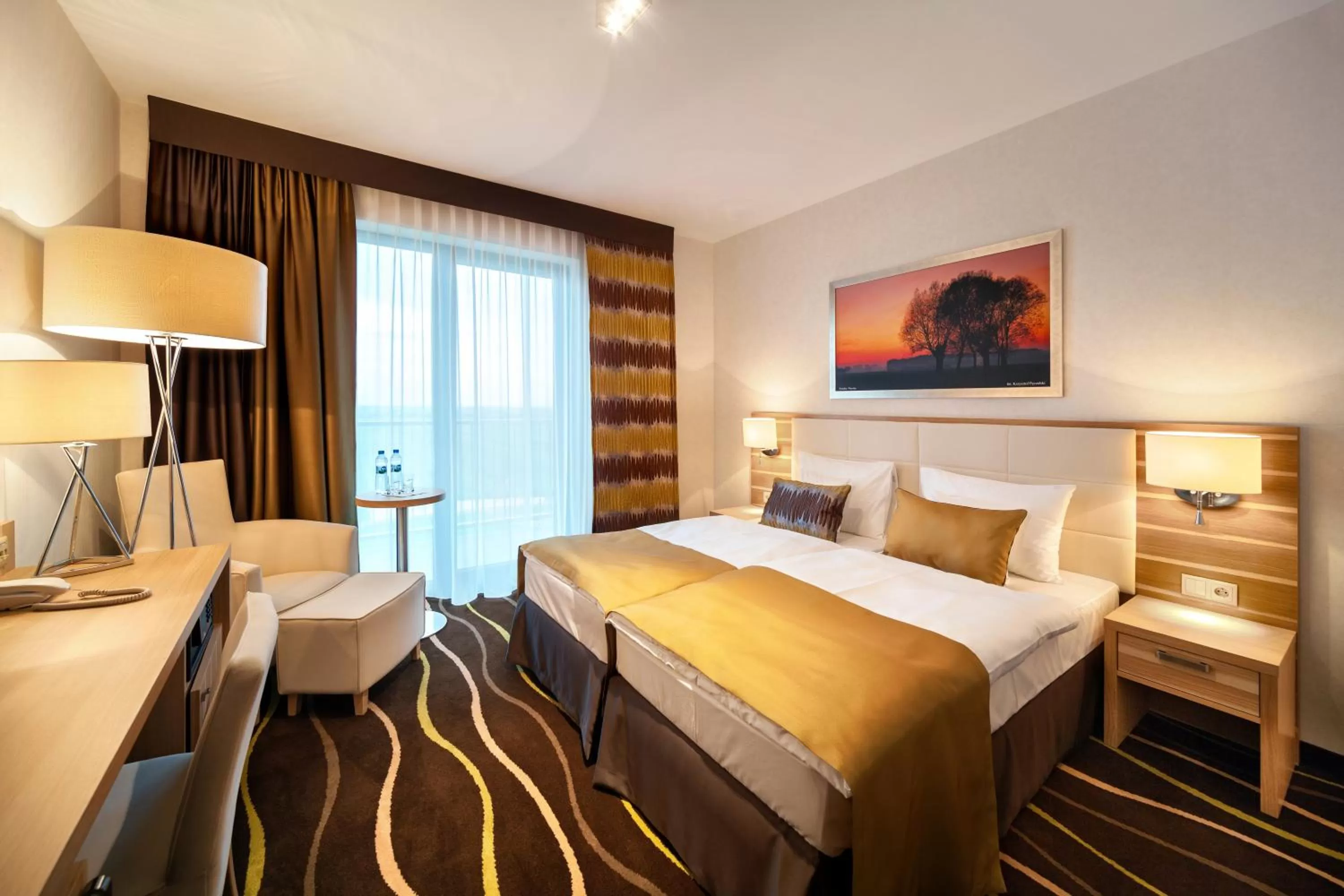 Bed in Słoneczny Zdrój Medical Spa & Wellness