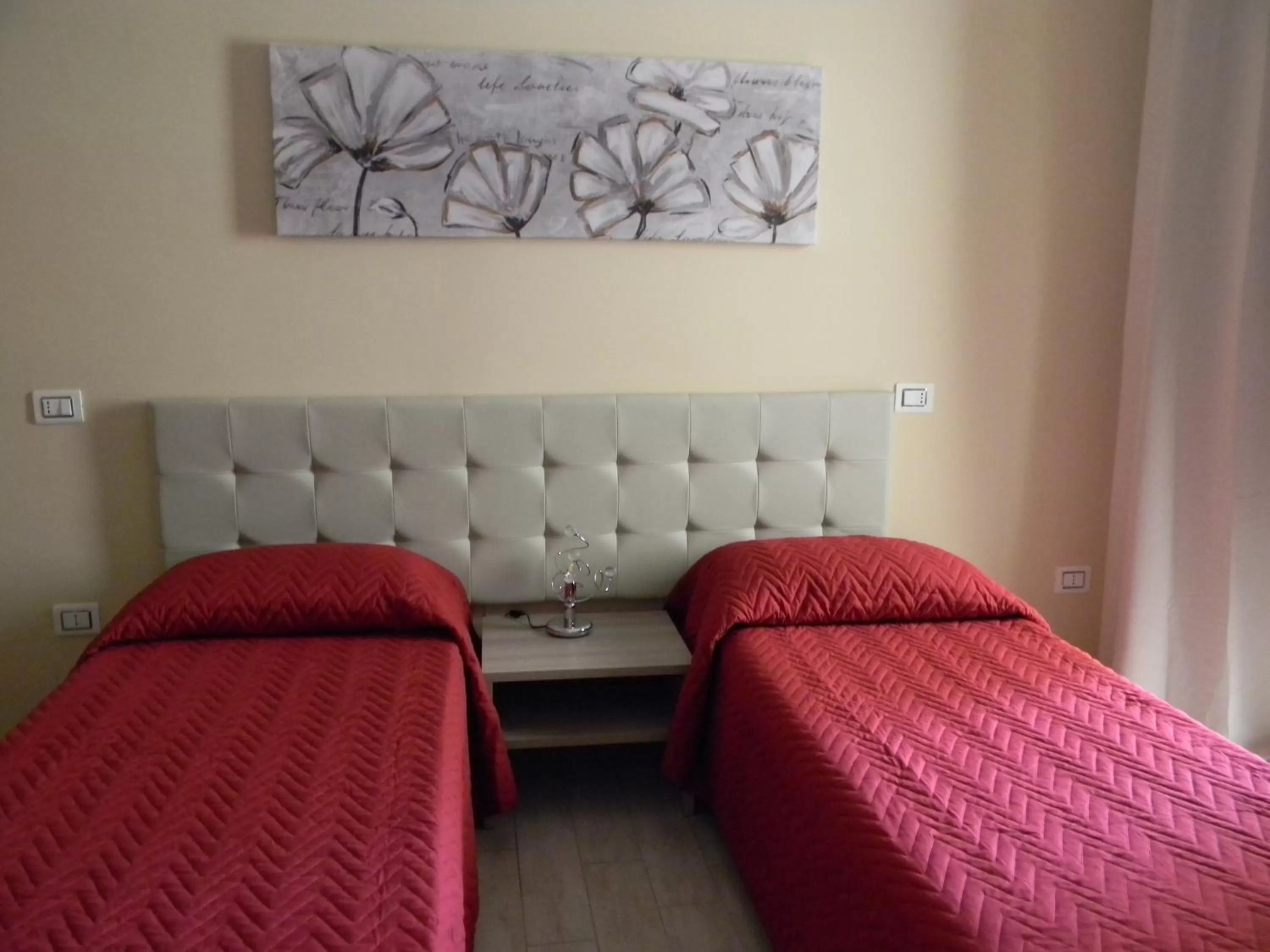 Bedroom, Bed in Tropeacentro