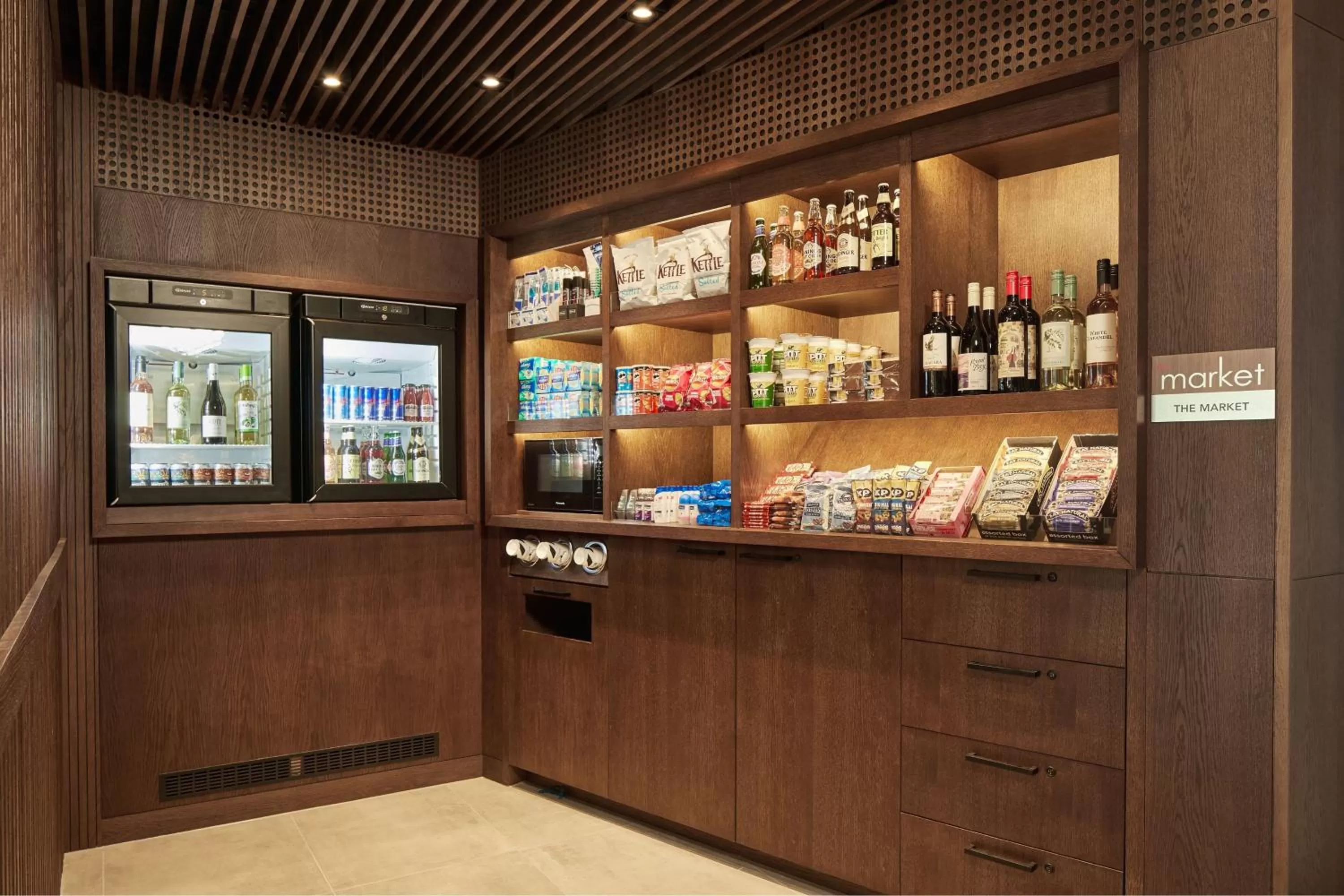 Restaurant/places to eat in Courtyard by Marriott Exeter Sandy Park