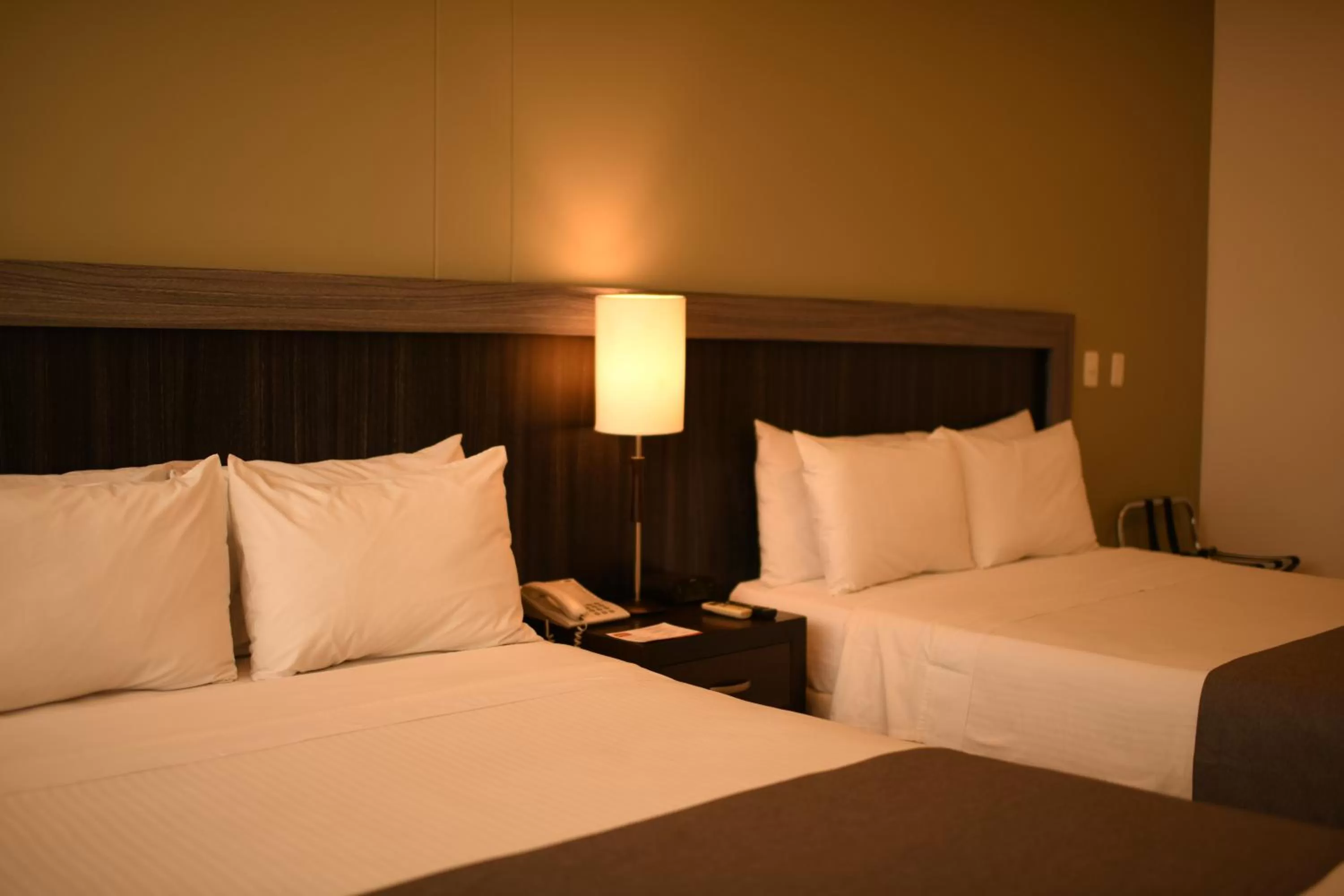 Bed in Mi Hotel Sandiego