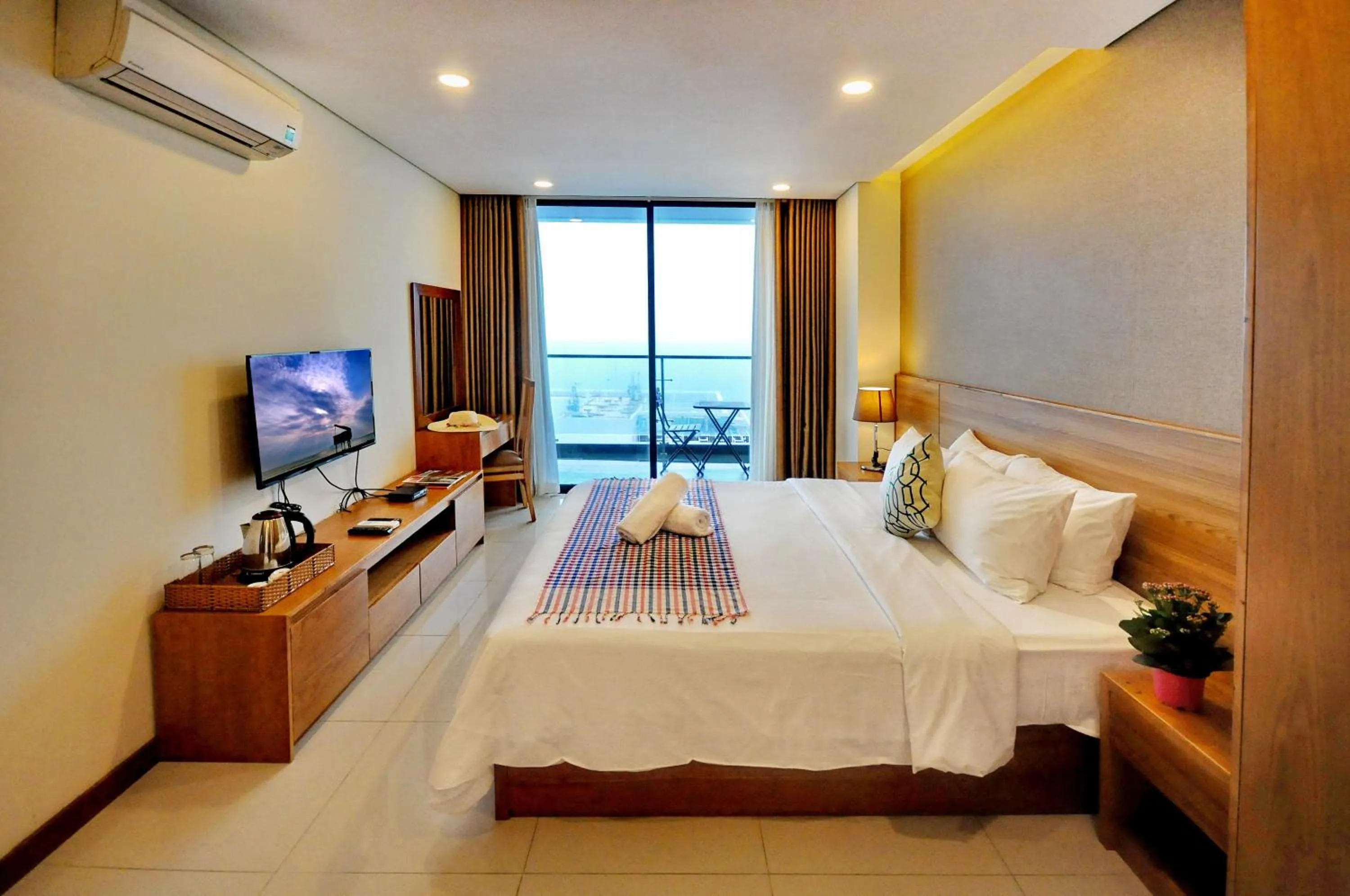 Bedroom, Bed in Holi Beach Hotel & Apartments