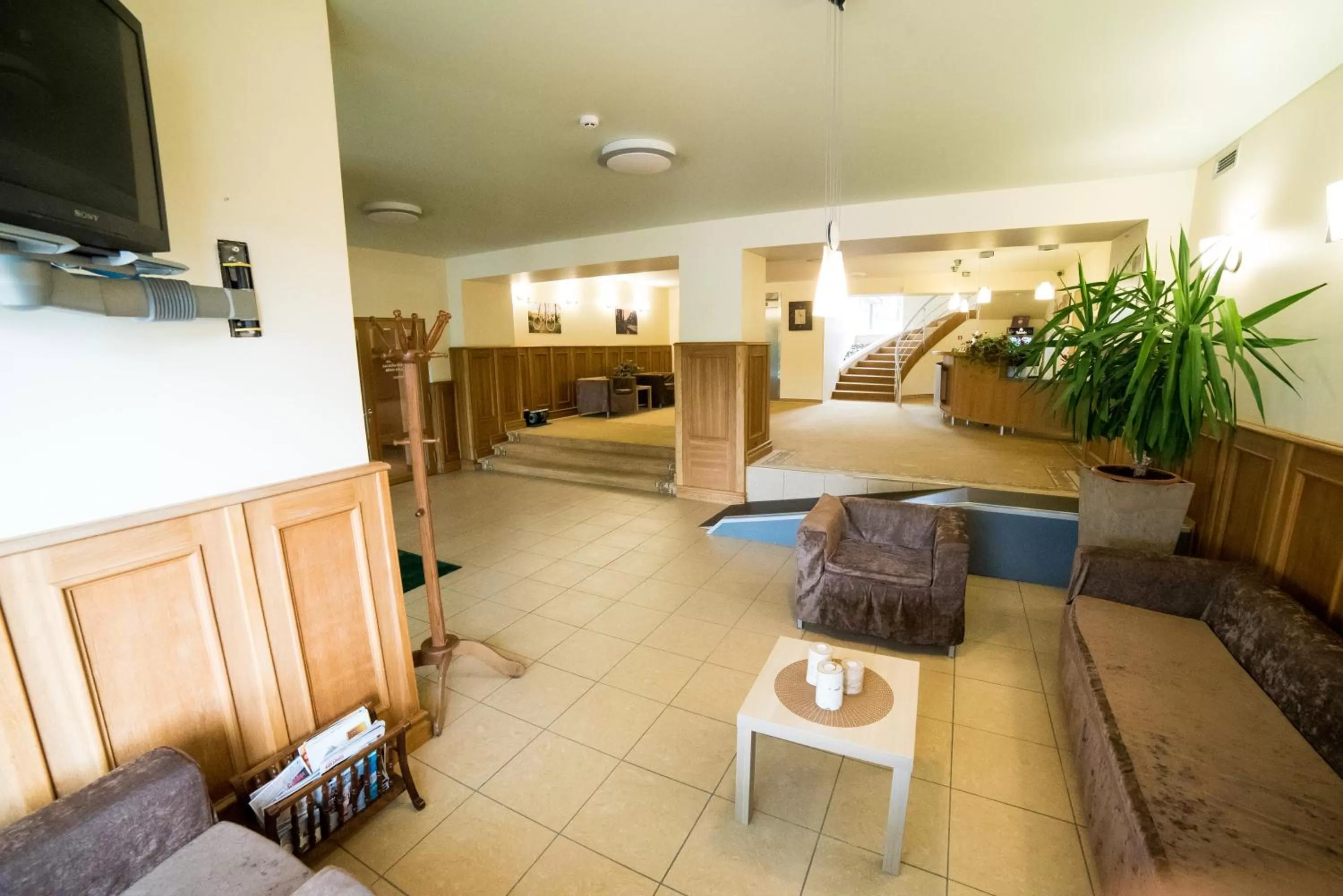 Facade/entrance, Bed in Hotel Tigra