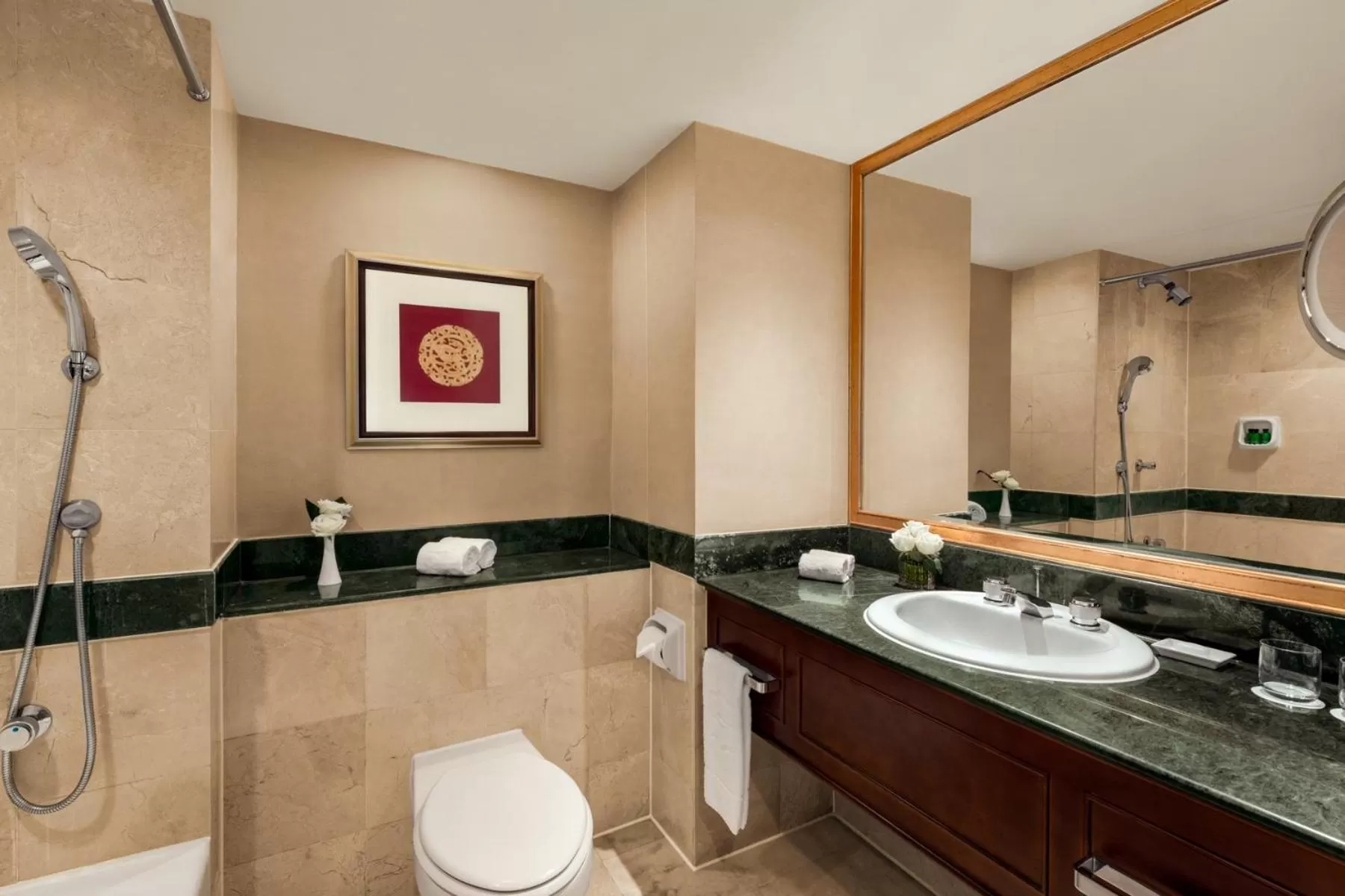 Bathroom in Shangri-La Beihai