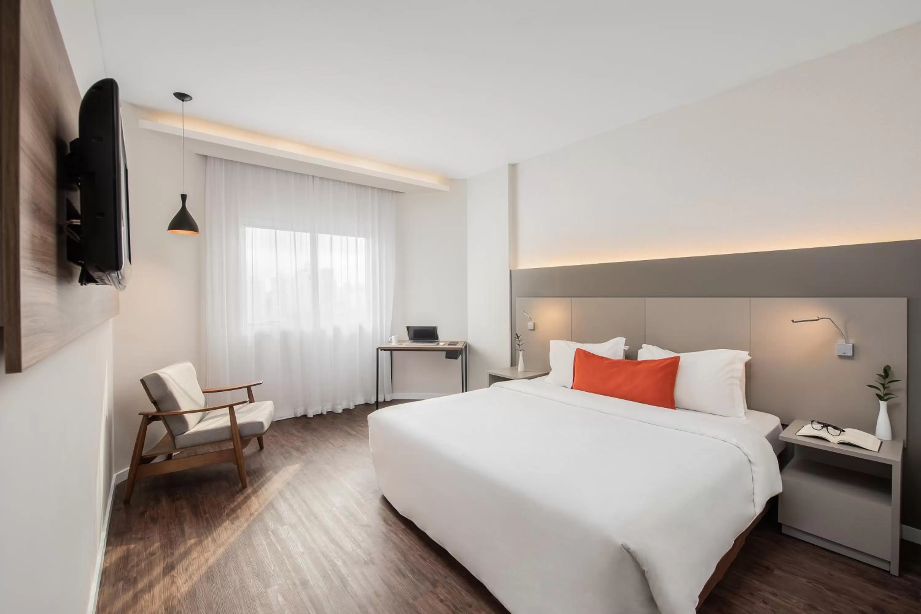 Photo of the whole room, Bed in Intercity São Paulo Ibirapuera