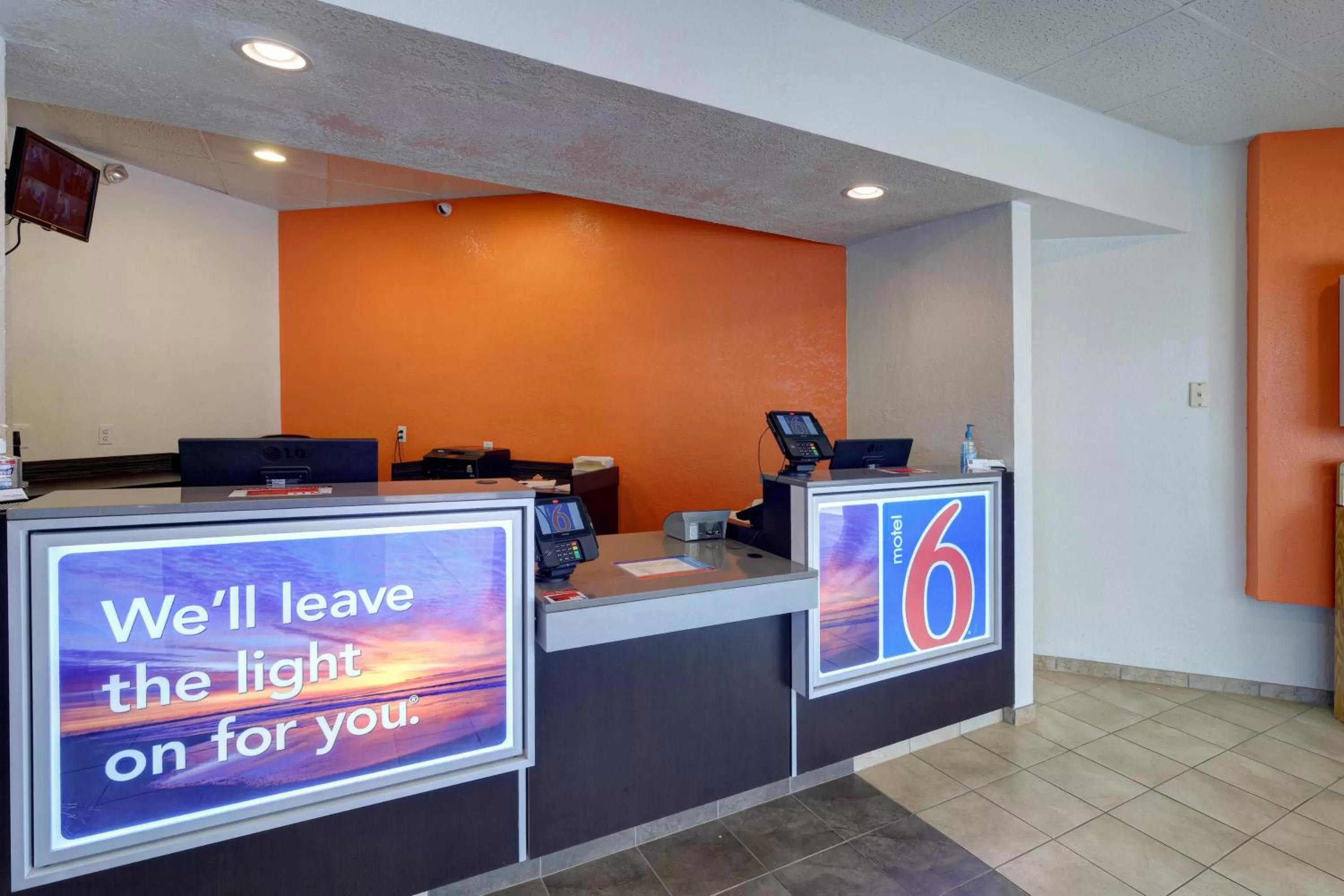 Lobby or reception in Motel 6-Destin, FL