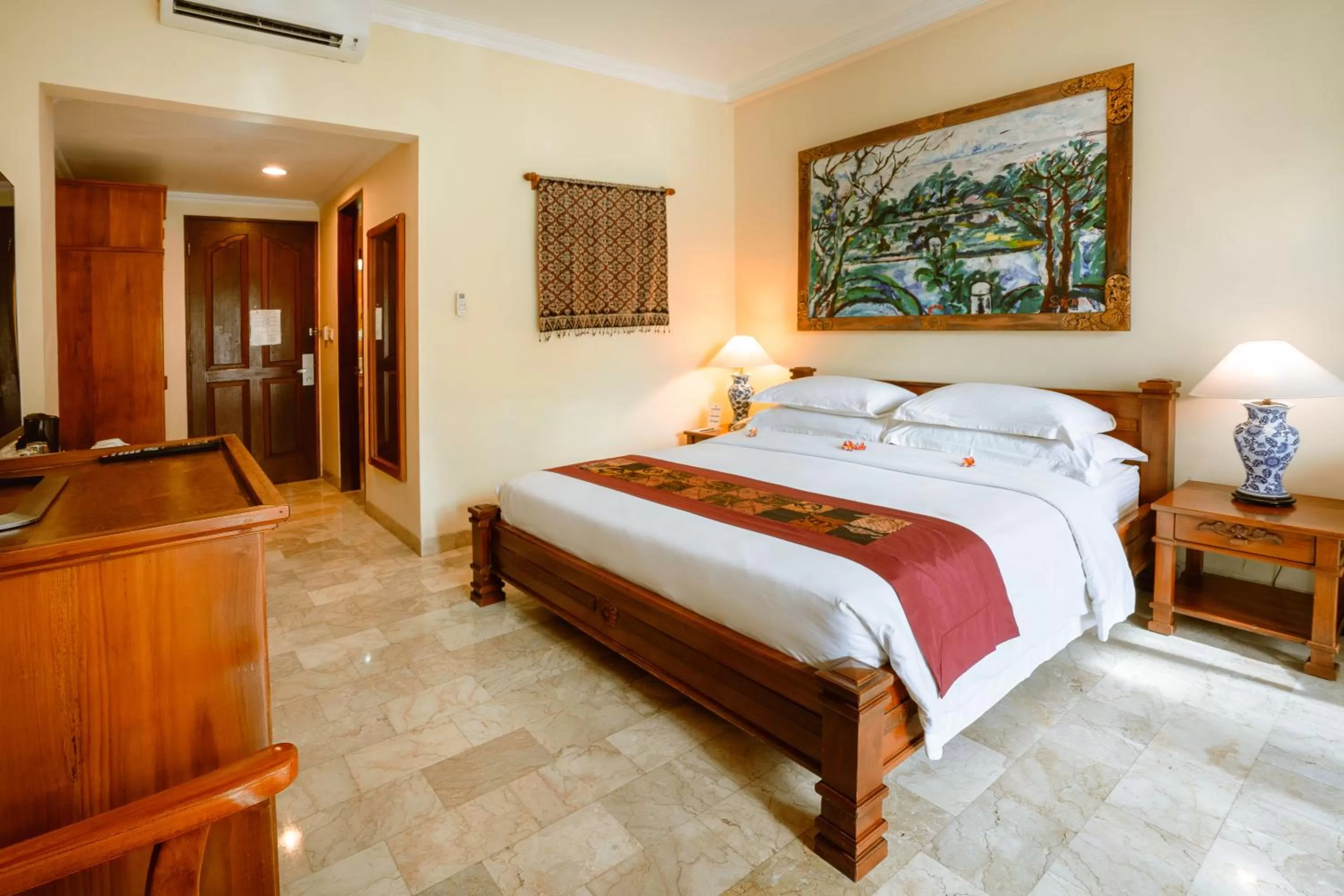 Bedroom, Bed in Hotel Kumala Pantai