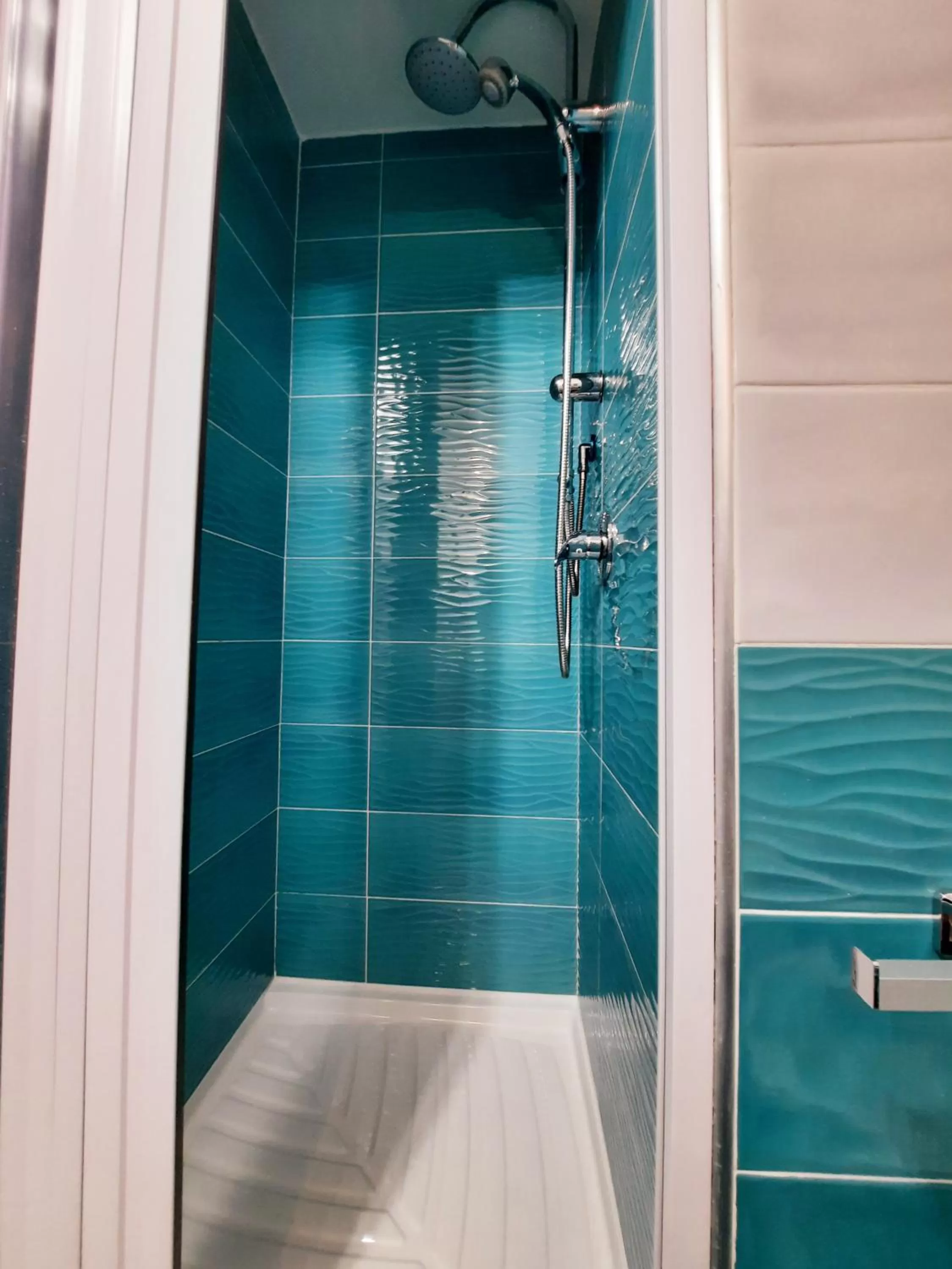 Shower, Bathroom in B&B BellaNapoli