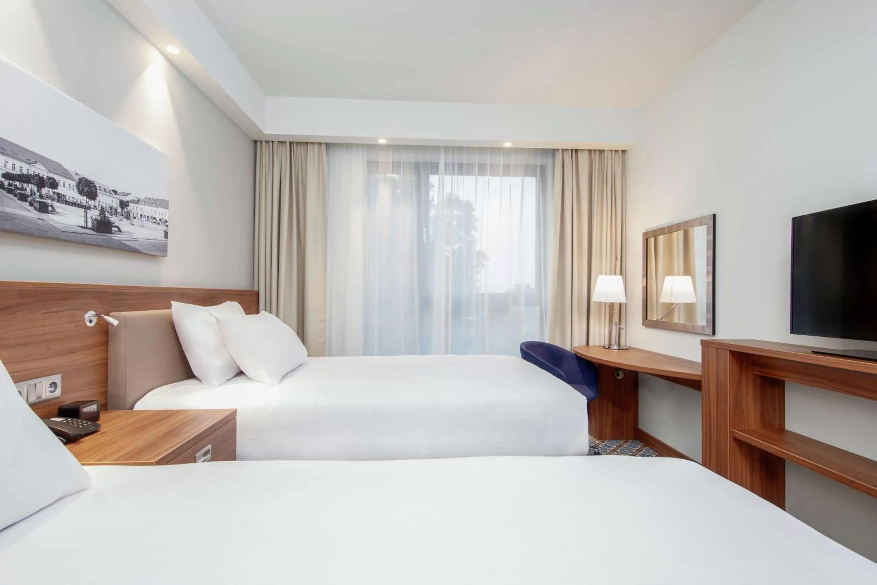 Bedroom, Bed in Hampton by Hilton Oswiecim