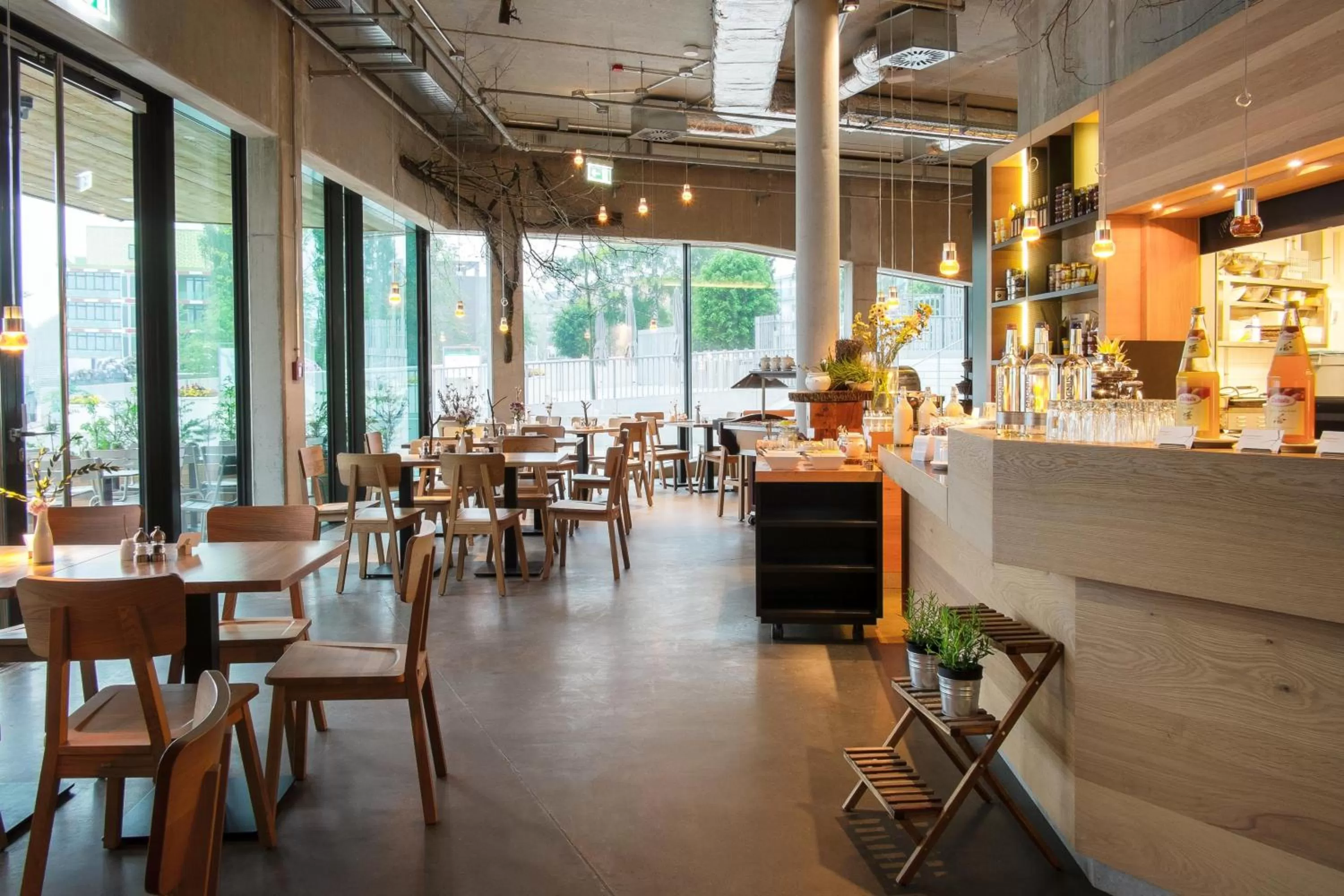 Restaurant/places to eat in Raphael Hotel Wälderhaus