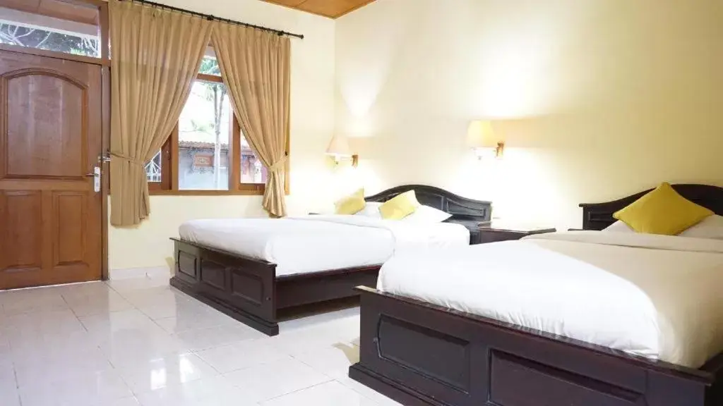 Deluxe Double Room with Balcony - Upper Floor in Masainn Hotel Kuta Deluxe Double Room with Balcony - Upper Floor in Masainn Hotel Kuta