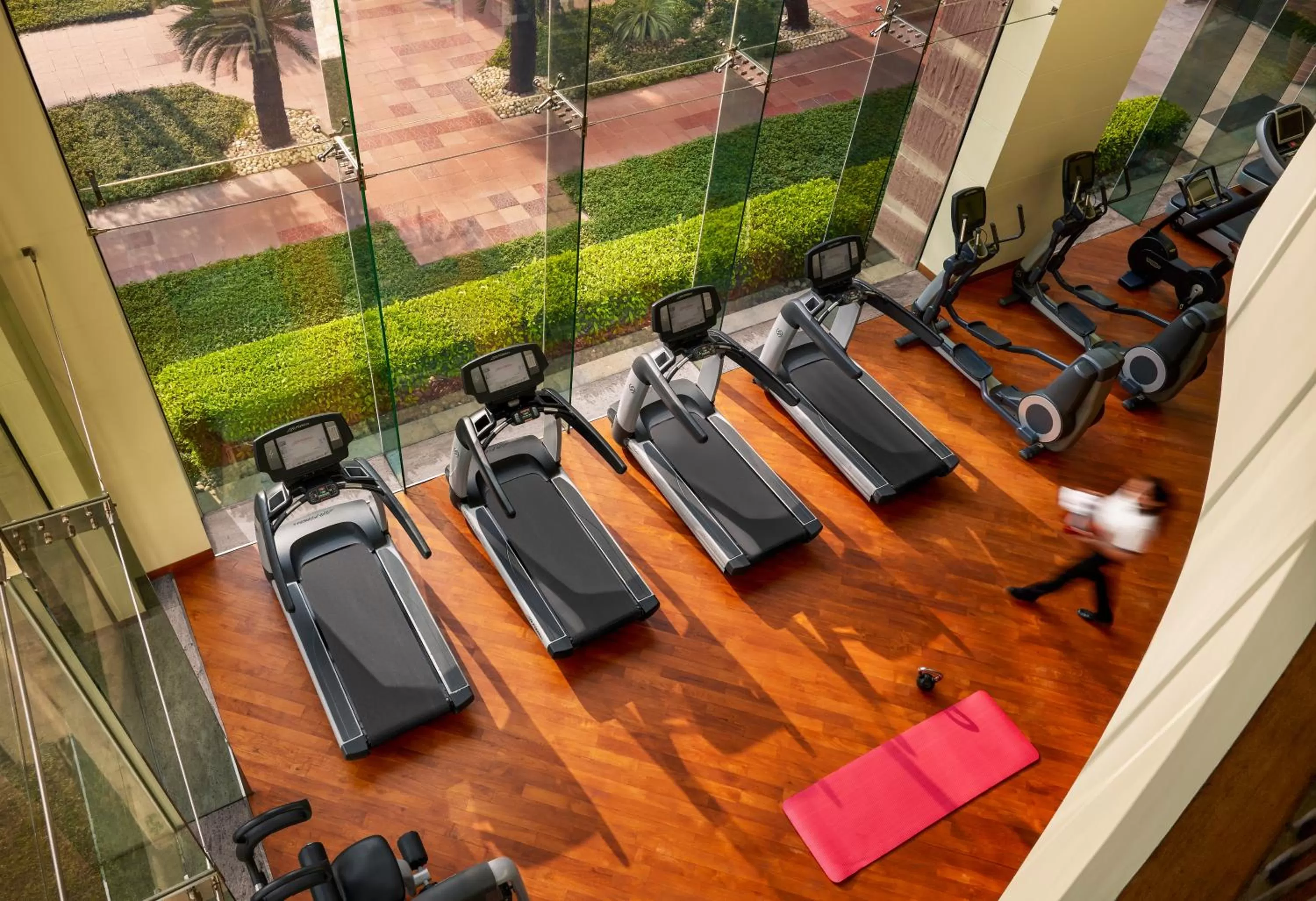 Fitness centre/facilities in Hyatt Regency Kolkata