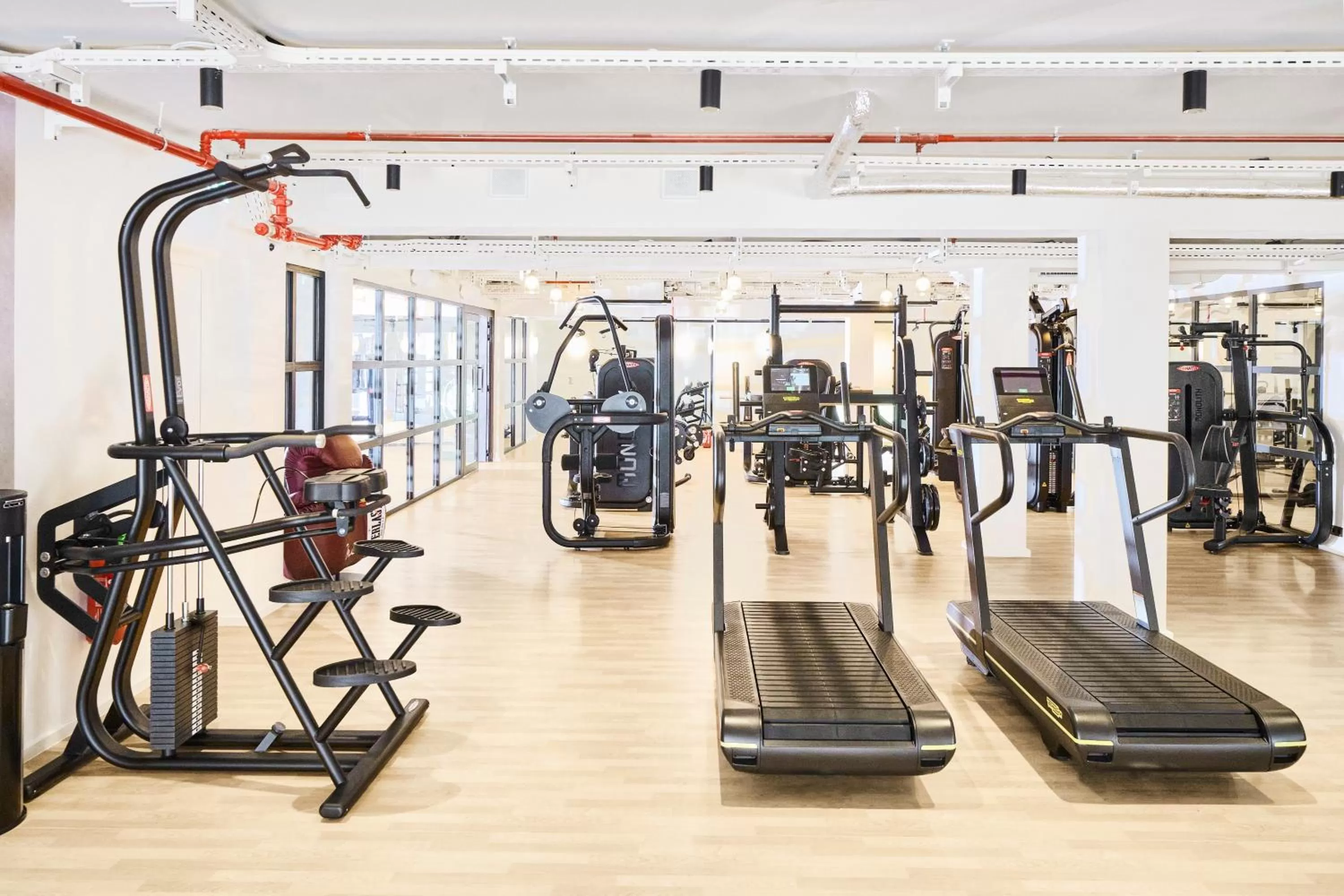 Fitness centre/facilities in Carlton Cannes, a Regent Hotel