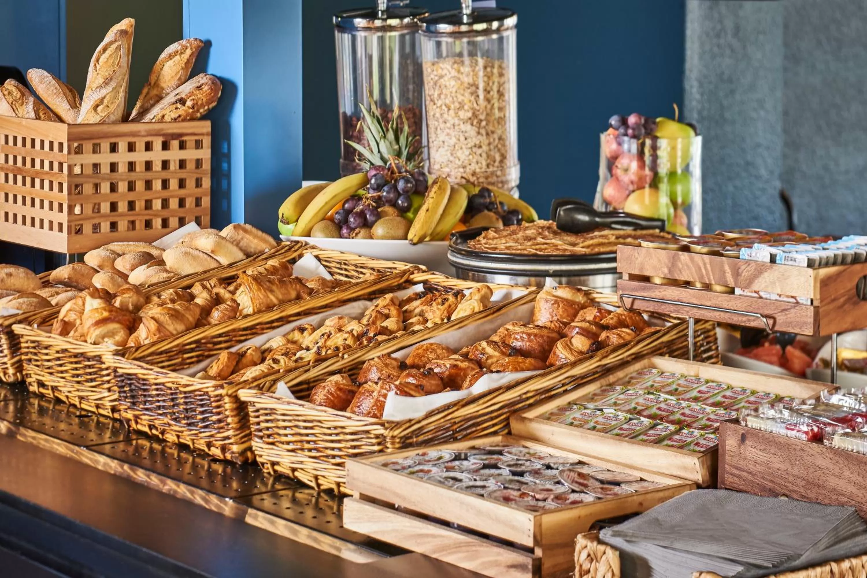 Buffet breakfast in Kyriad Caen Nord - Hérouville-Saint-Clair