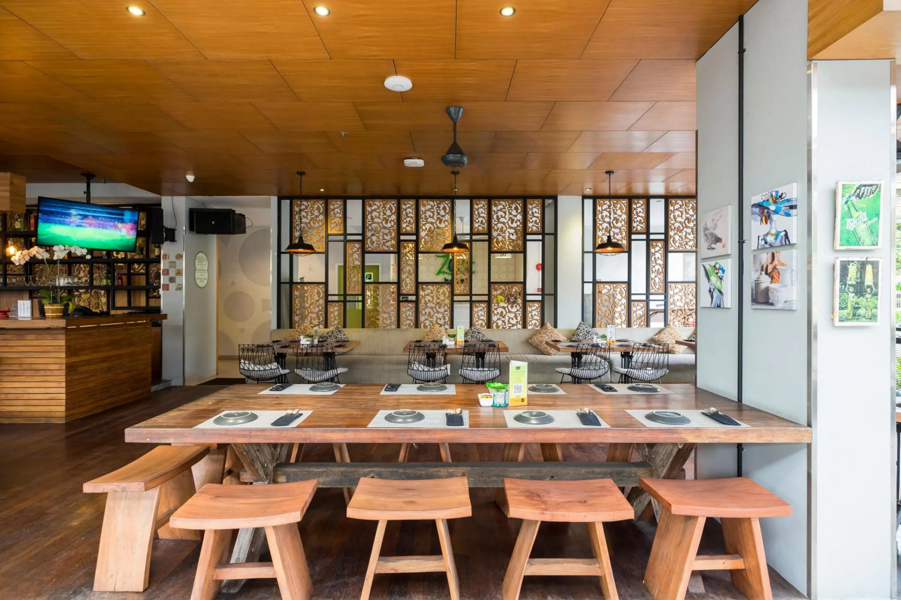 Restaurant/places to eat in Zest Legian by Swiss-Belhotel International