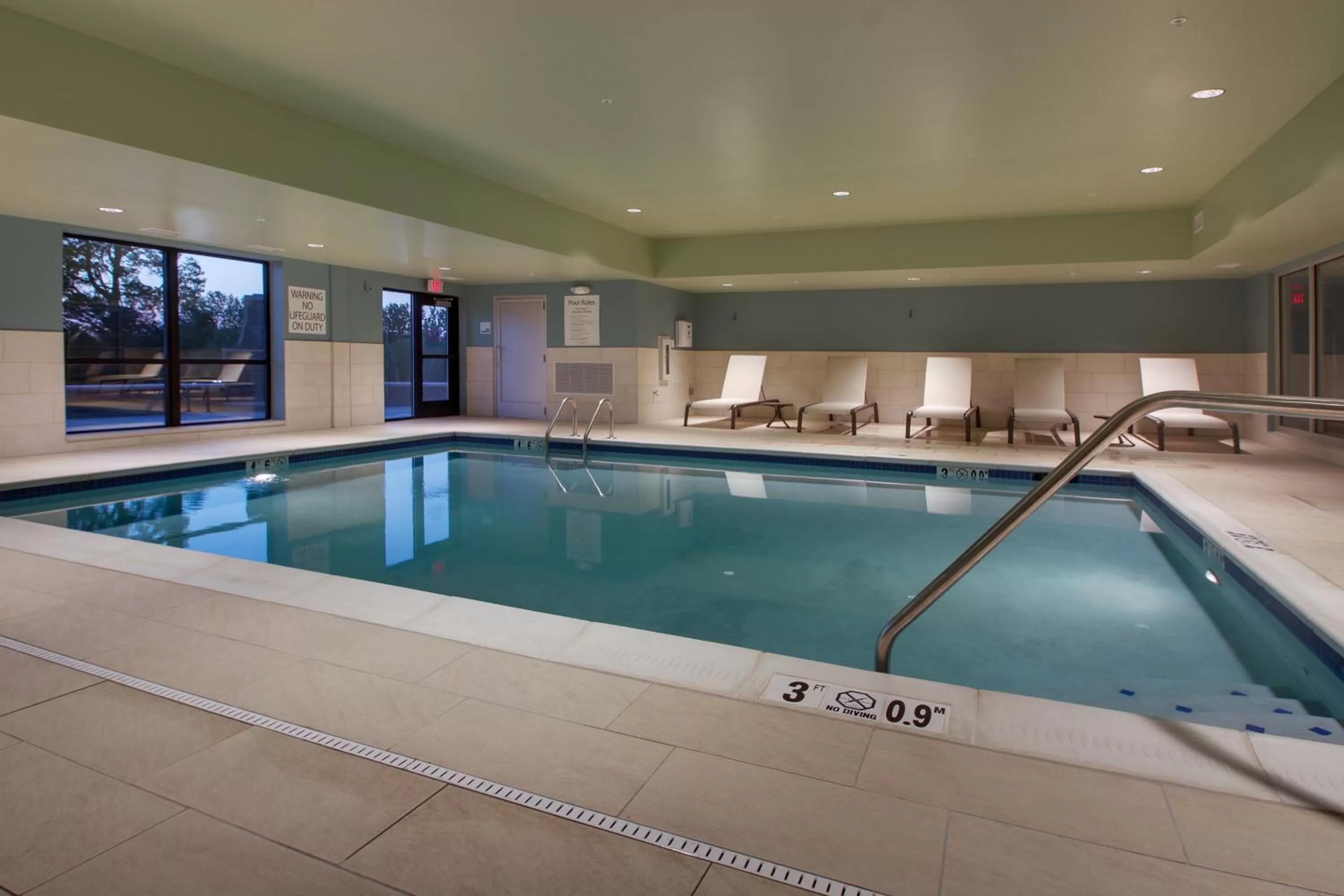Swimming pool in Holiday Inn Express & Suites - Elizabethtown North by IHG