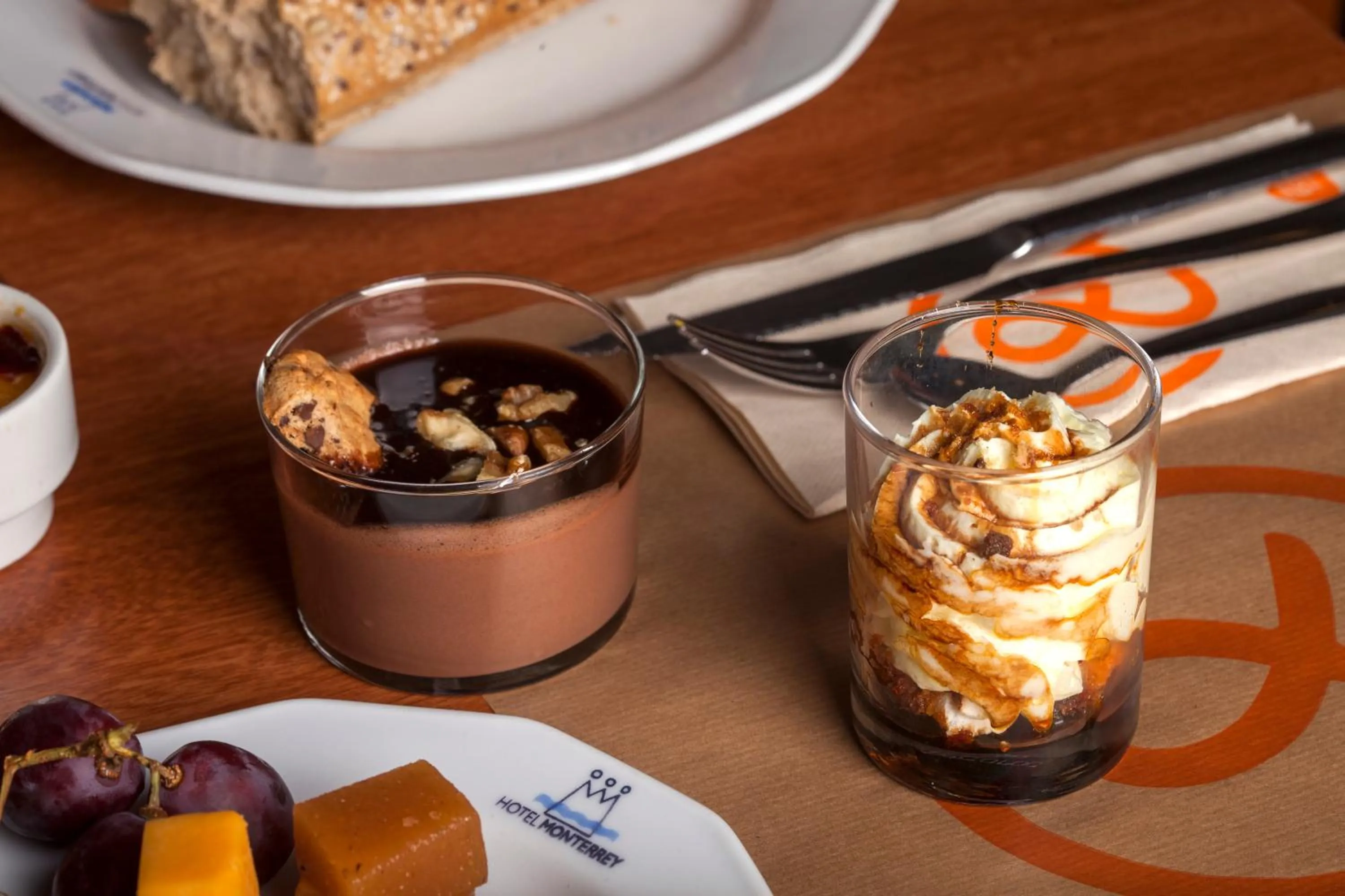 Food and drinks in Hotel Monterrey Roses by Pierre & Vacances