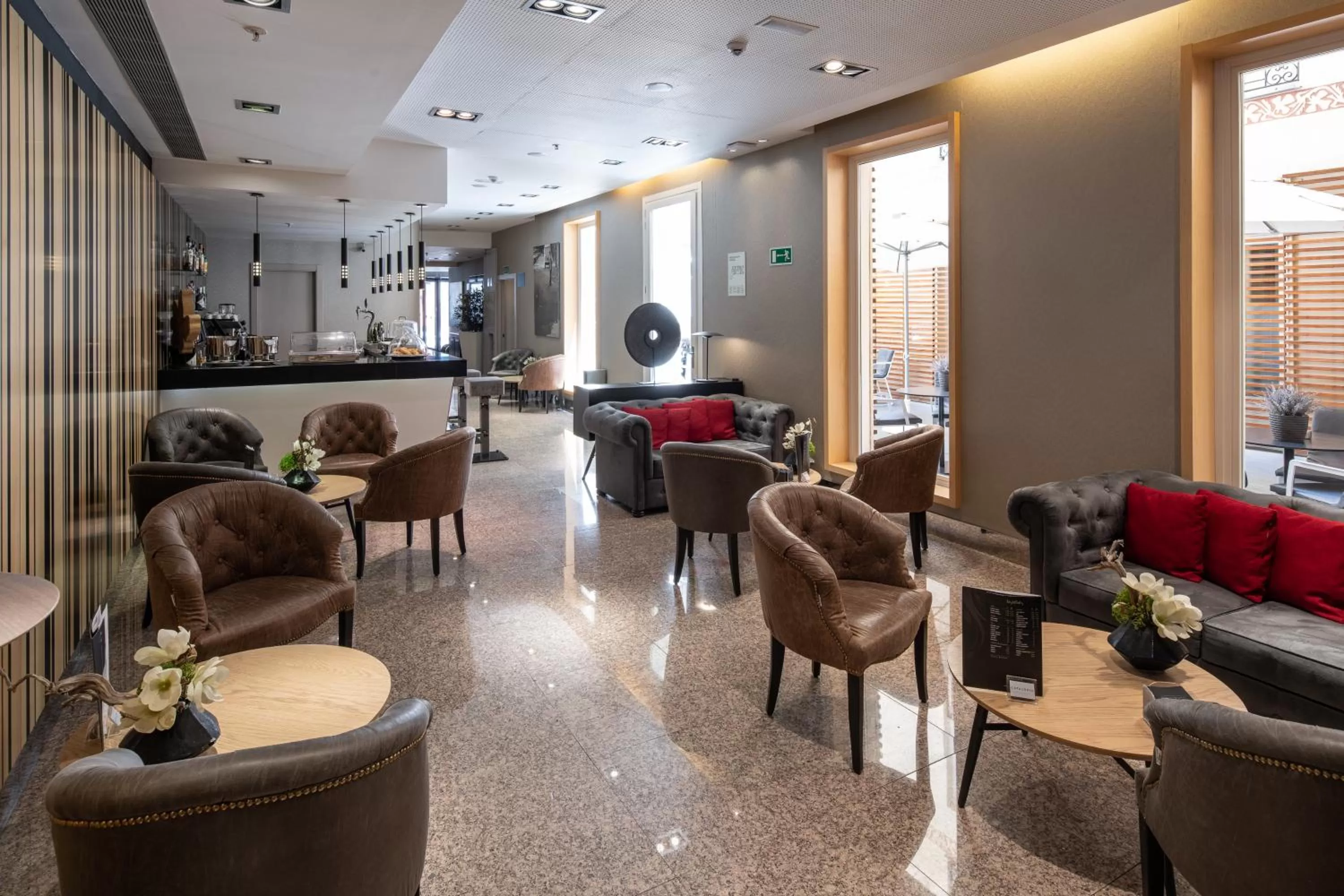 Lounge or bar in Catalonia Plaza Mayor