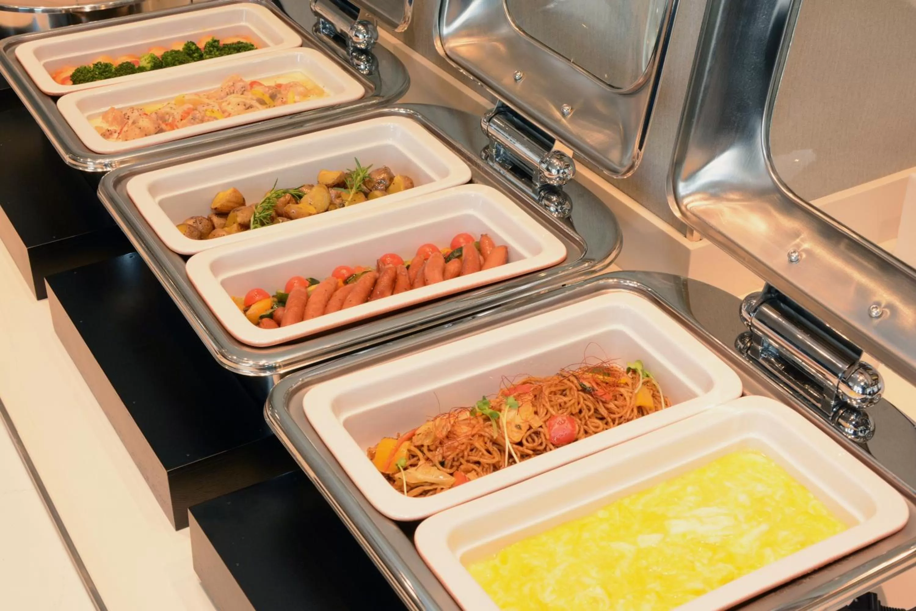 Breakfast in Sotetsu Fresa Inn Yodoyabashi