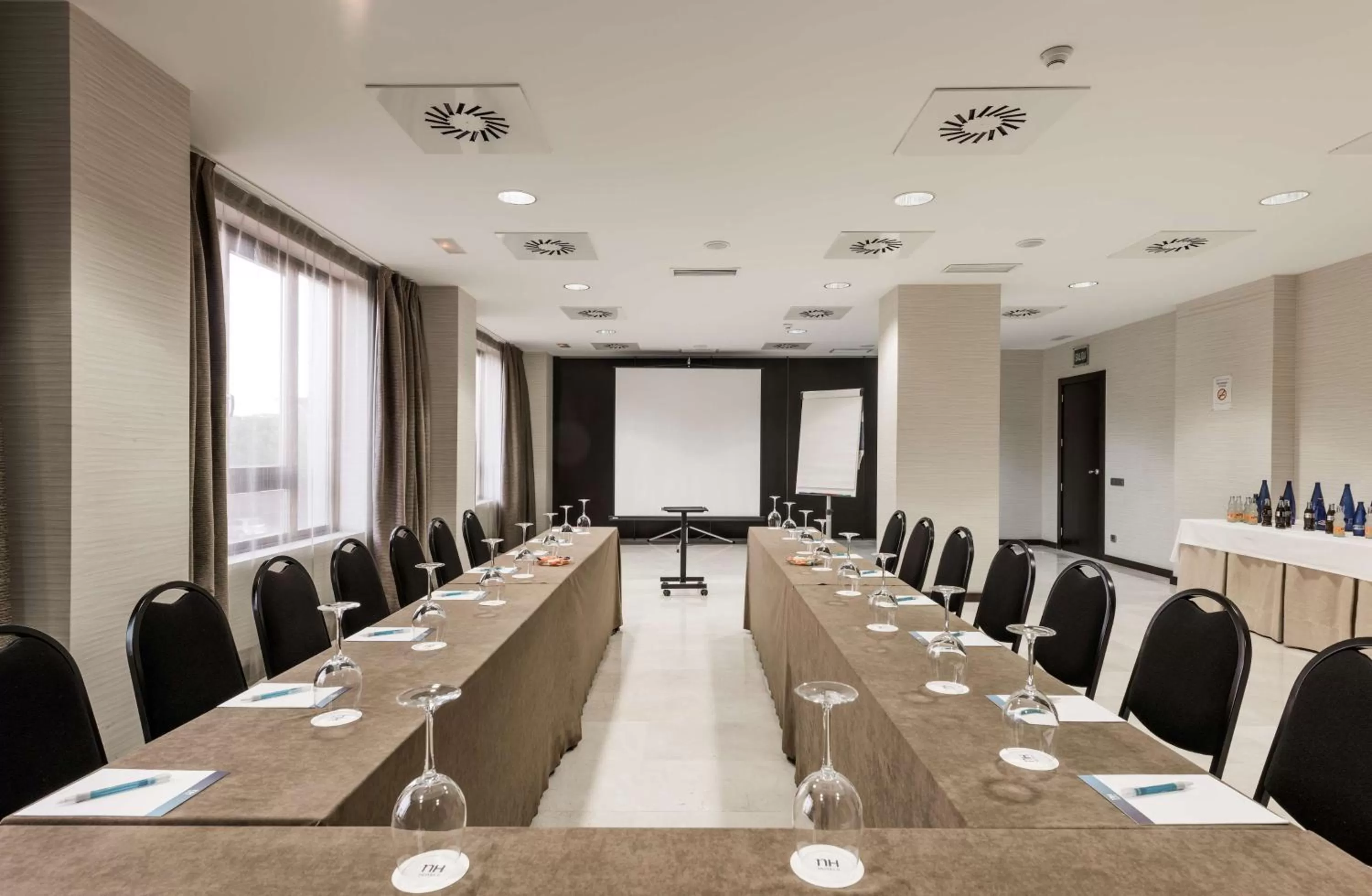 Meeting/conference room in NH Valladolid Bálago