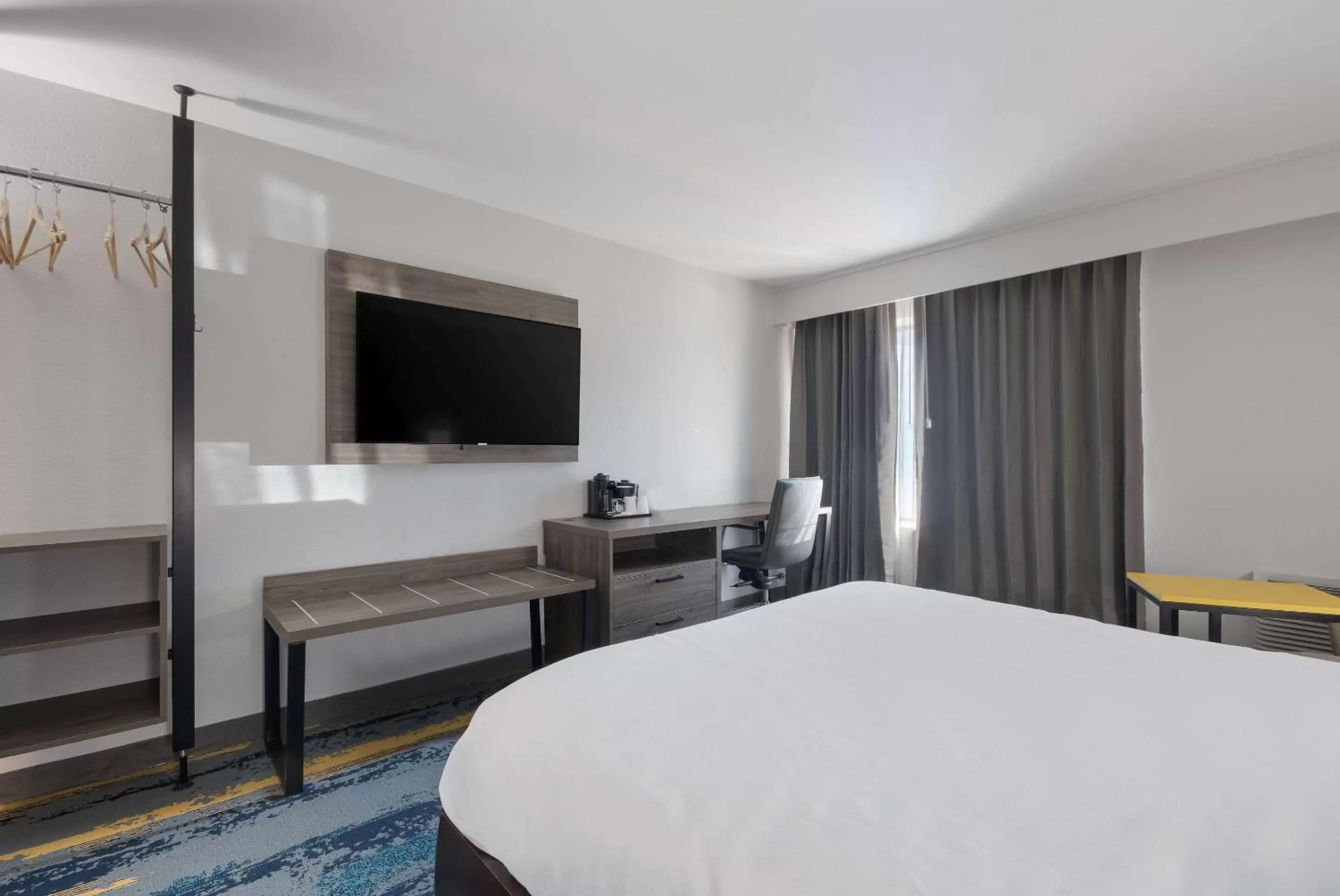 Bedroom in Clarion Pointe OKC Airport