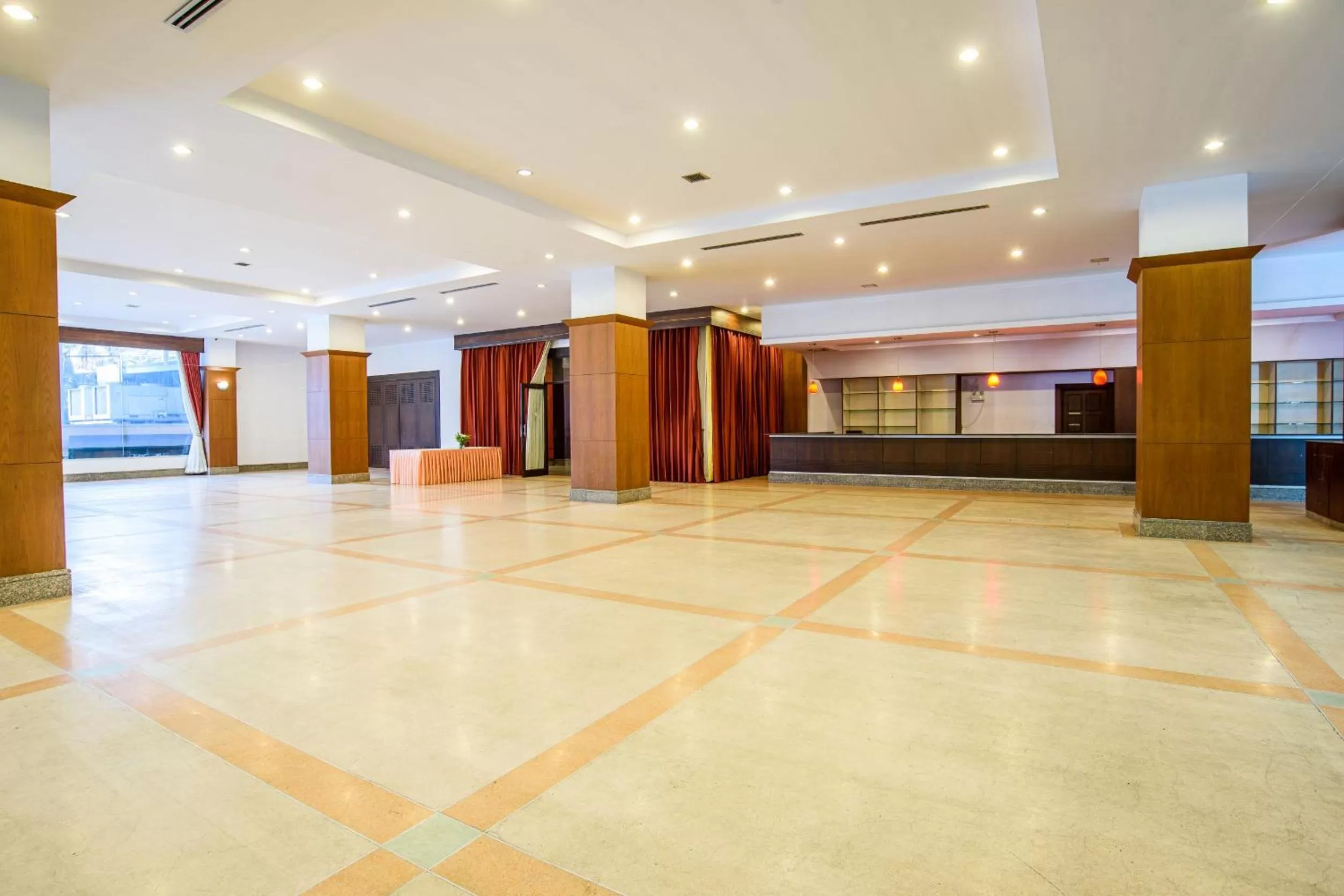 Lobby or reception in Marine Yensabai Pattaya