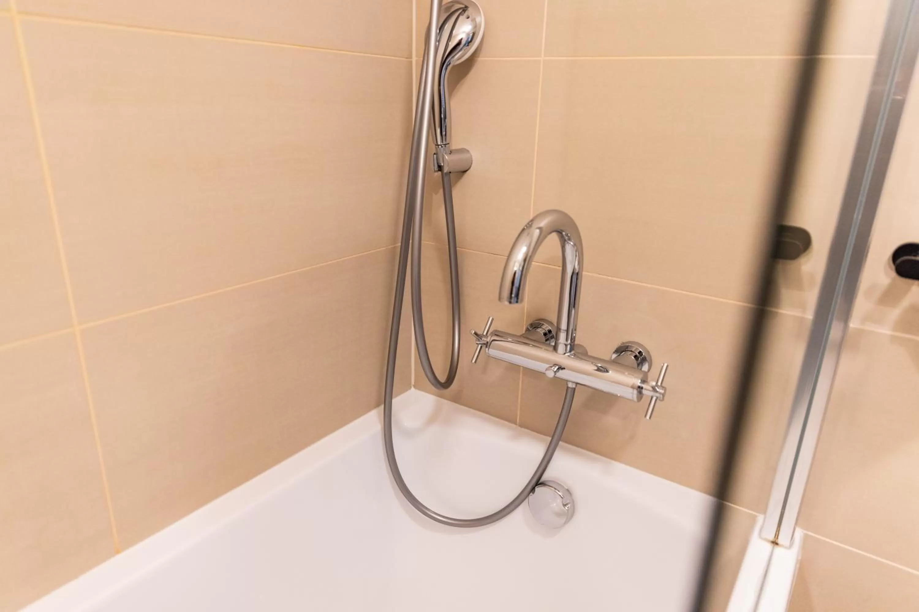 Bath in Miss Sophie's Downtown