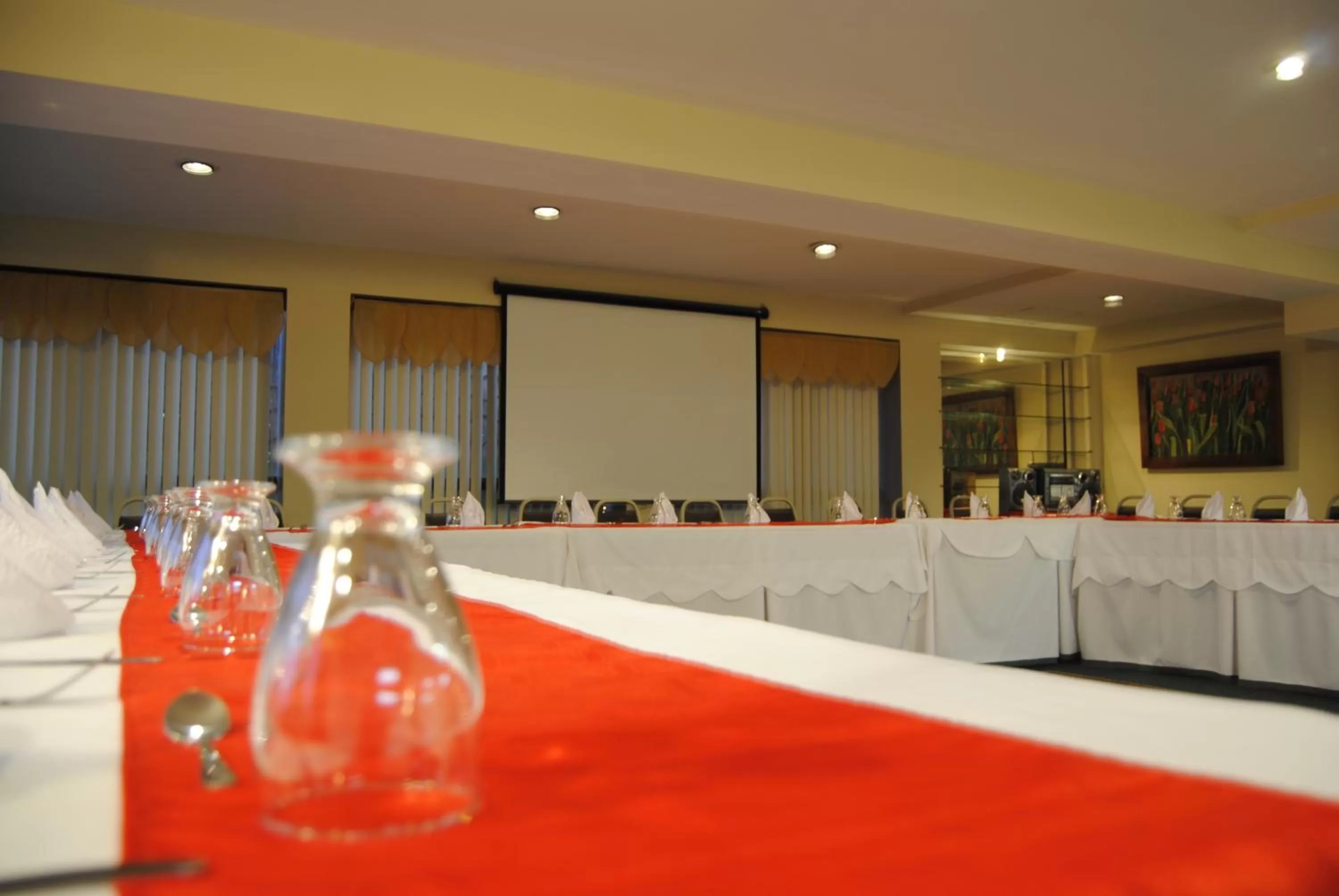 Lounge or bar in Apart Hotel La Cordillera