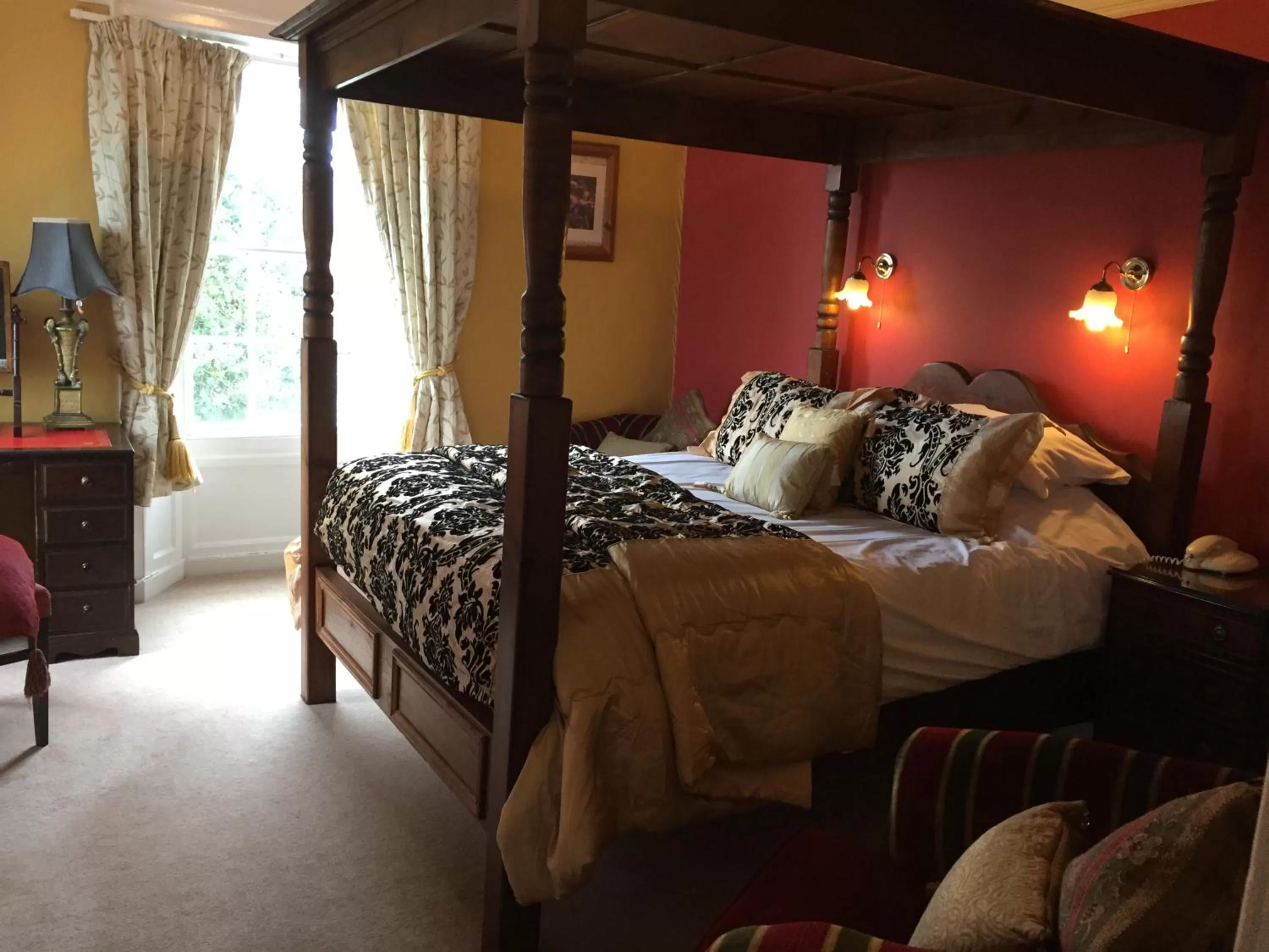 Bedroom, Bed in Wrangham House