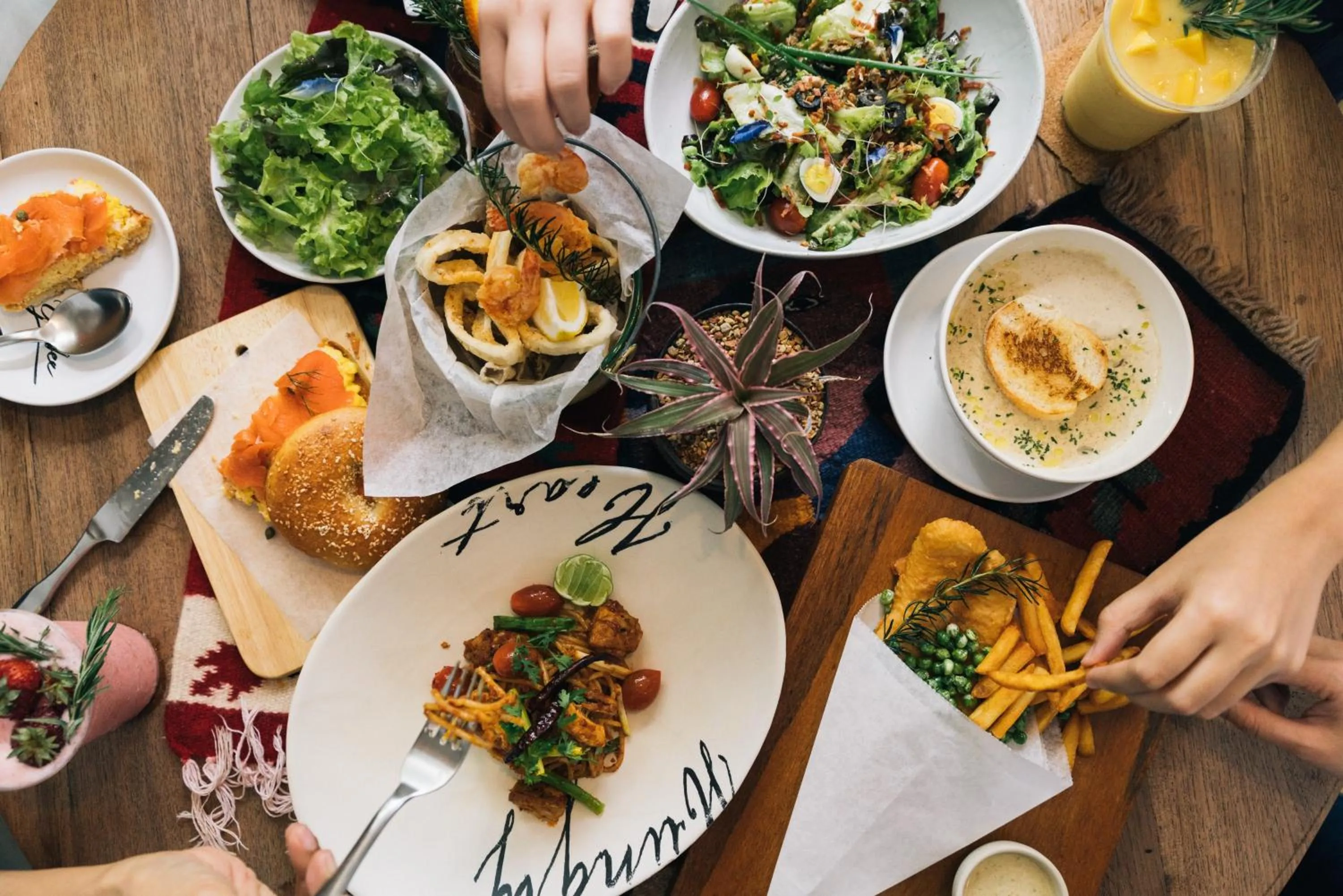 Food and drinks in Hotel Yayee