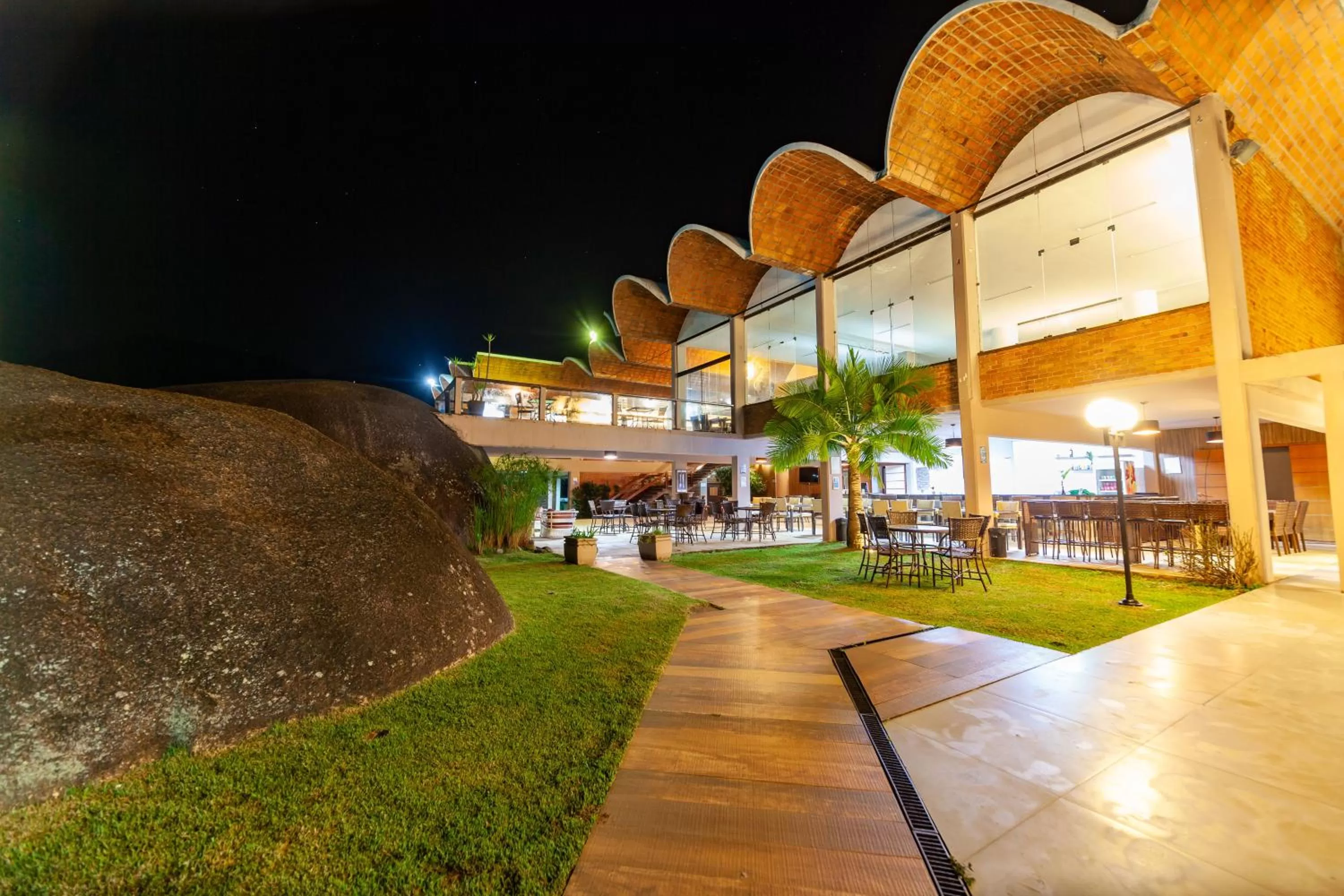 Property building in Portogalo Suite Hotel