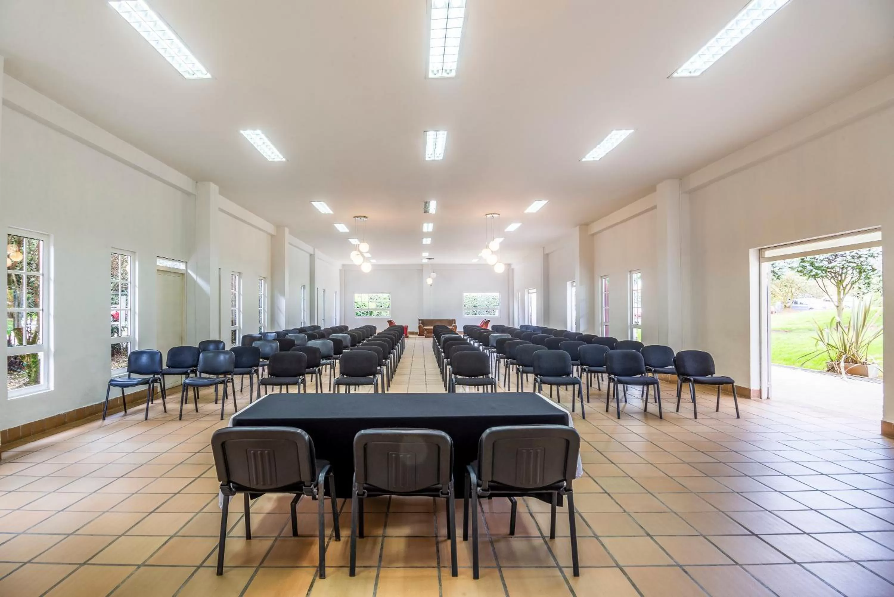 Meeting/conference room in Hotel Xue Sabana