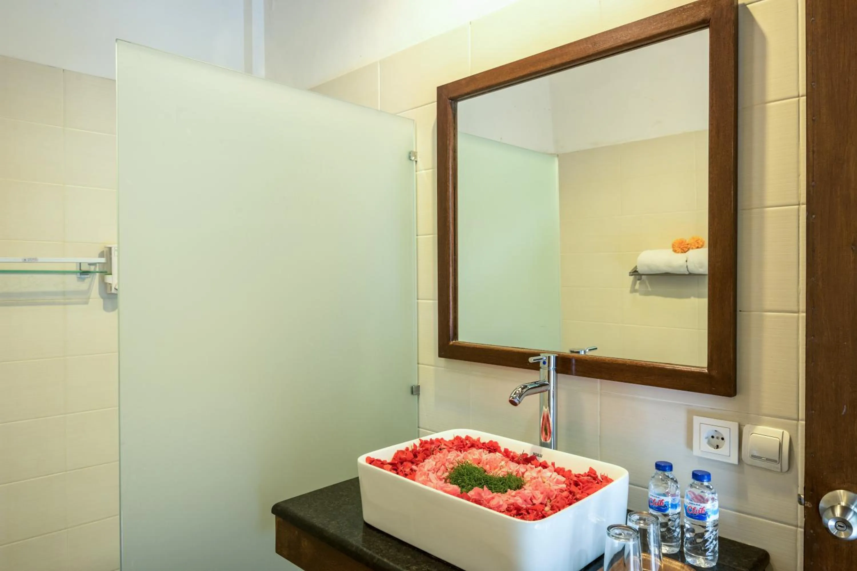 Bathroom in Hotel Bunga Permai