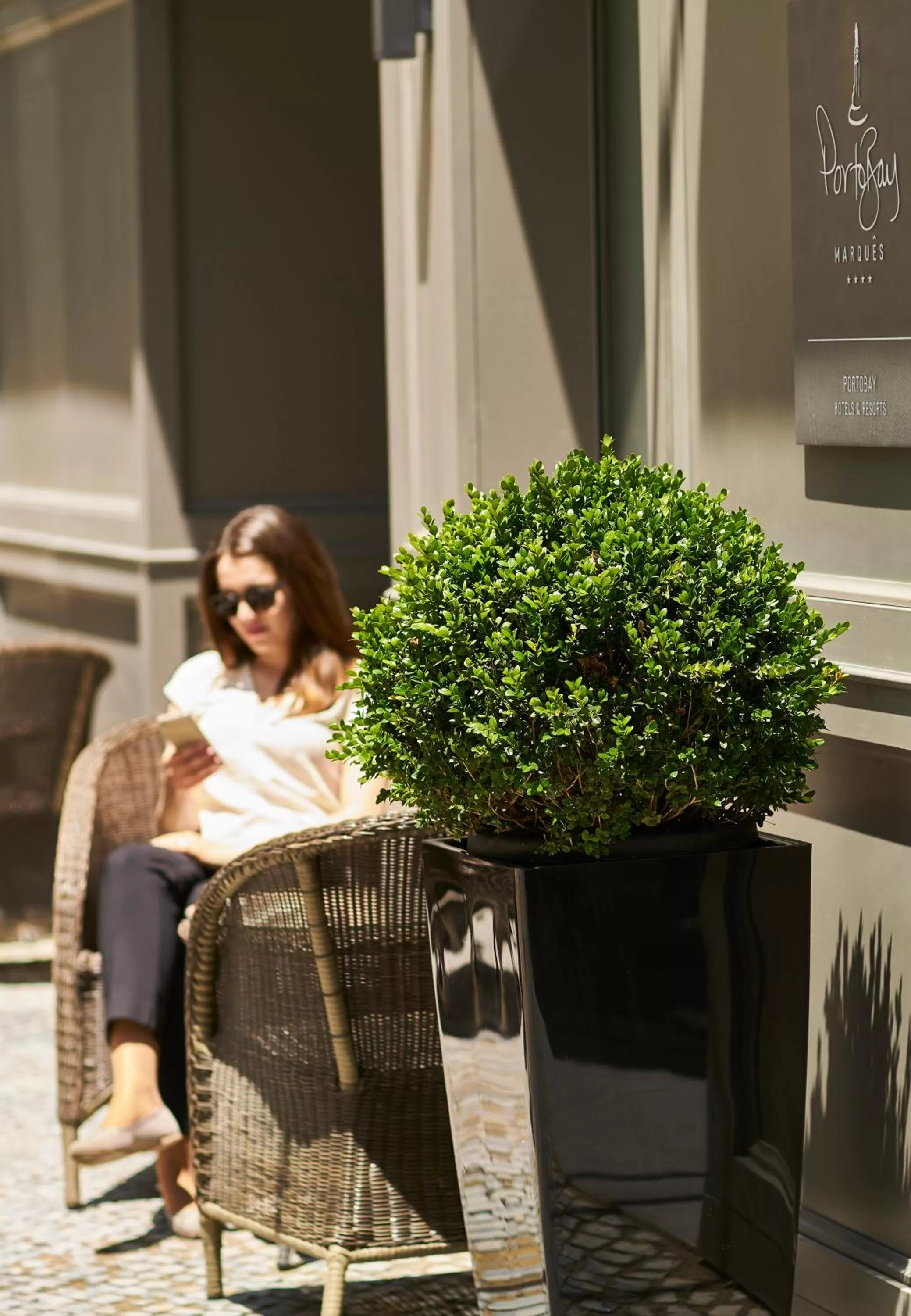 Lounge or bar in PortoBay Marquês