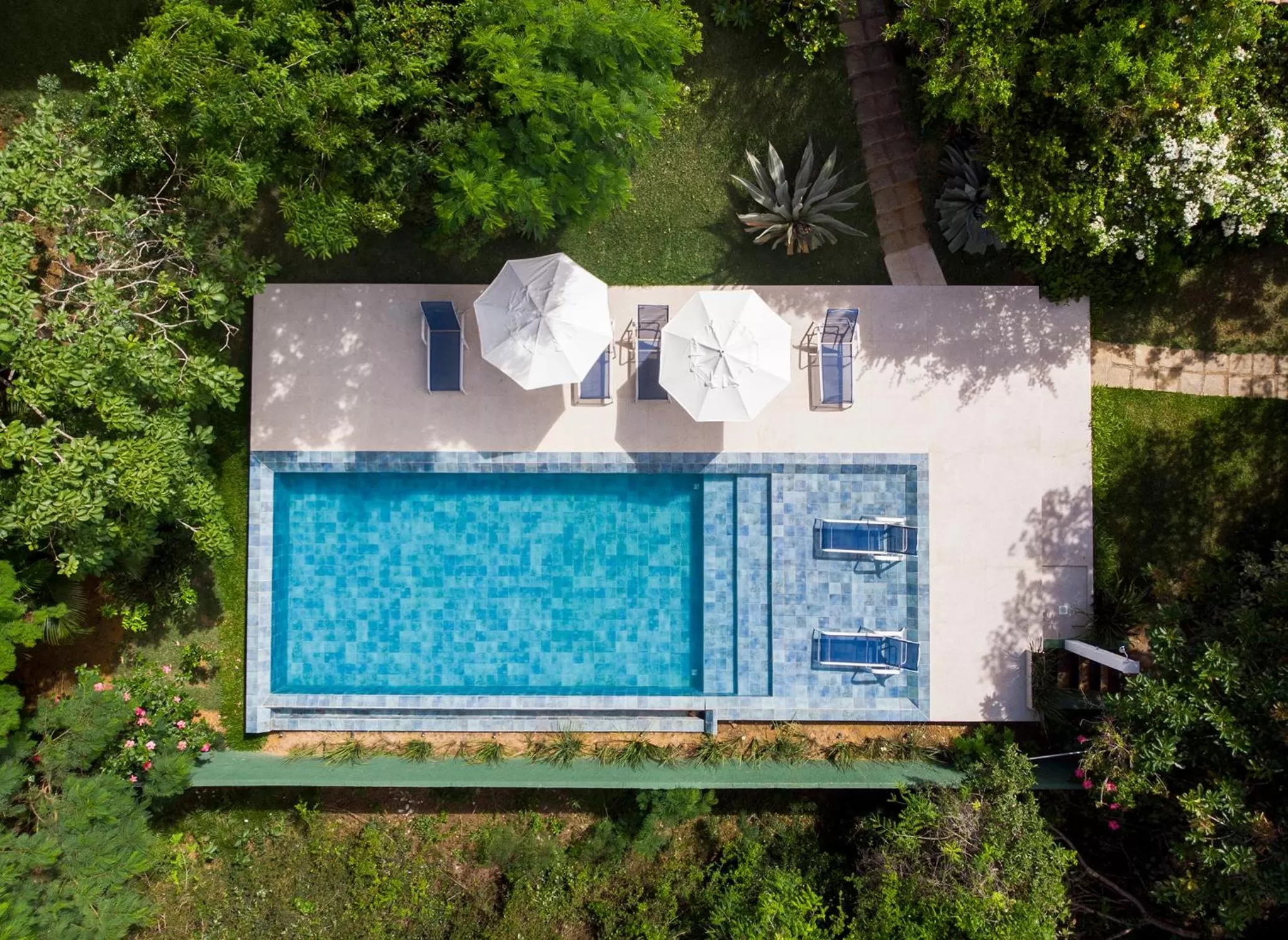Swimming pool in Pousada Vila Pitanga