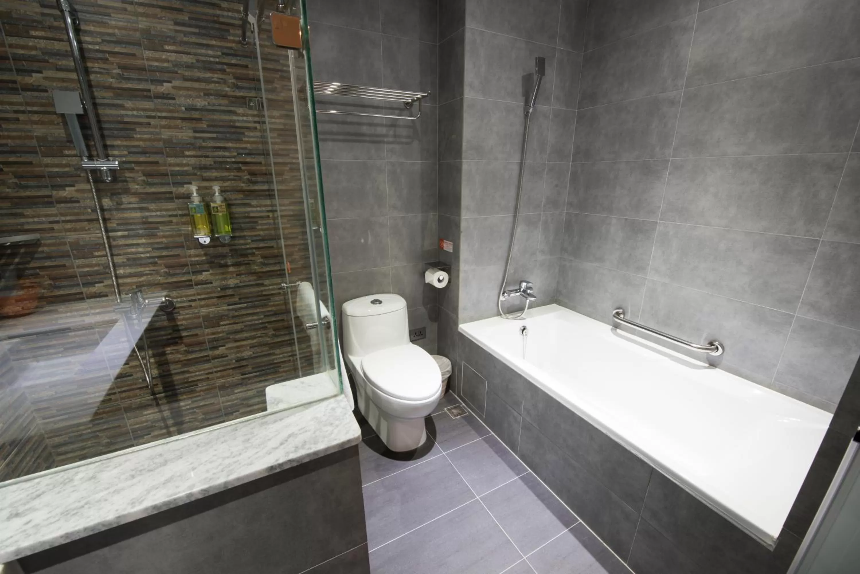 Bathroom in Legend Hotel Kaohsiung Pier2