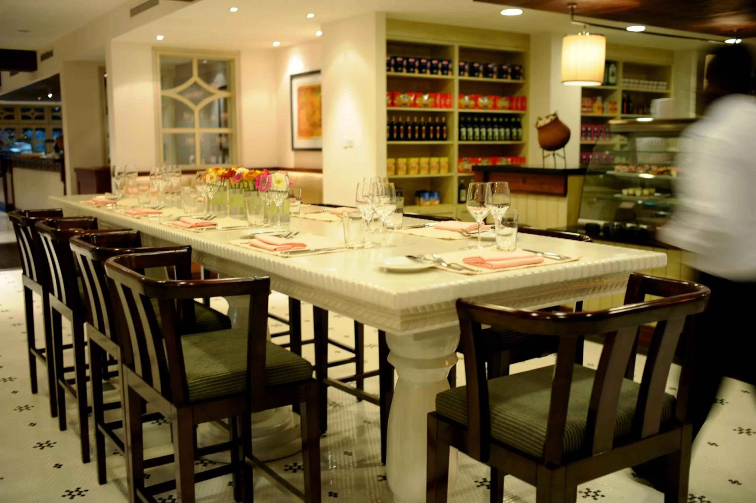 Restaurant/places to eat in Villa Rosa Kempinski