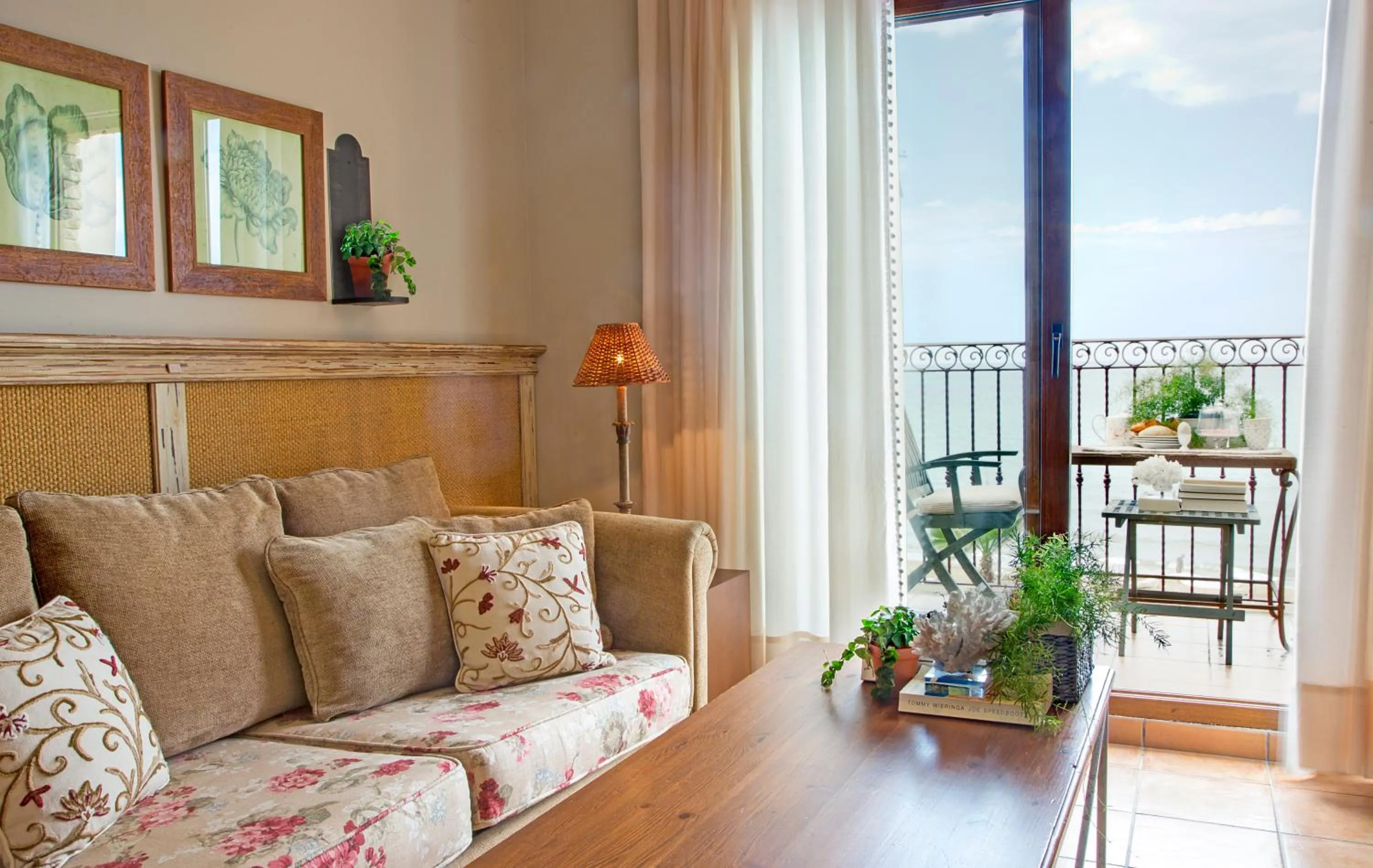 Seating area in Hotel Los Ángeles Denia