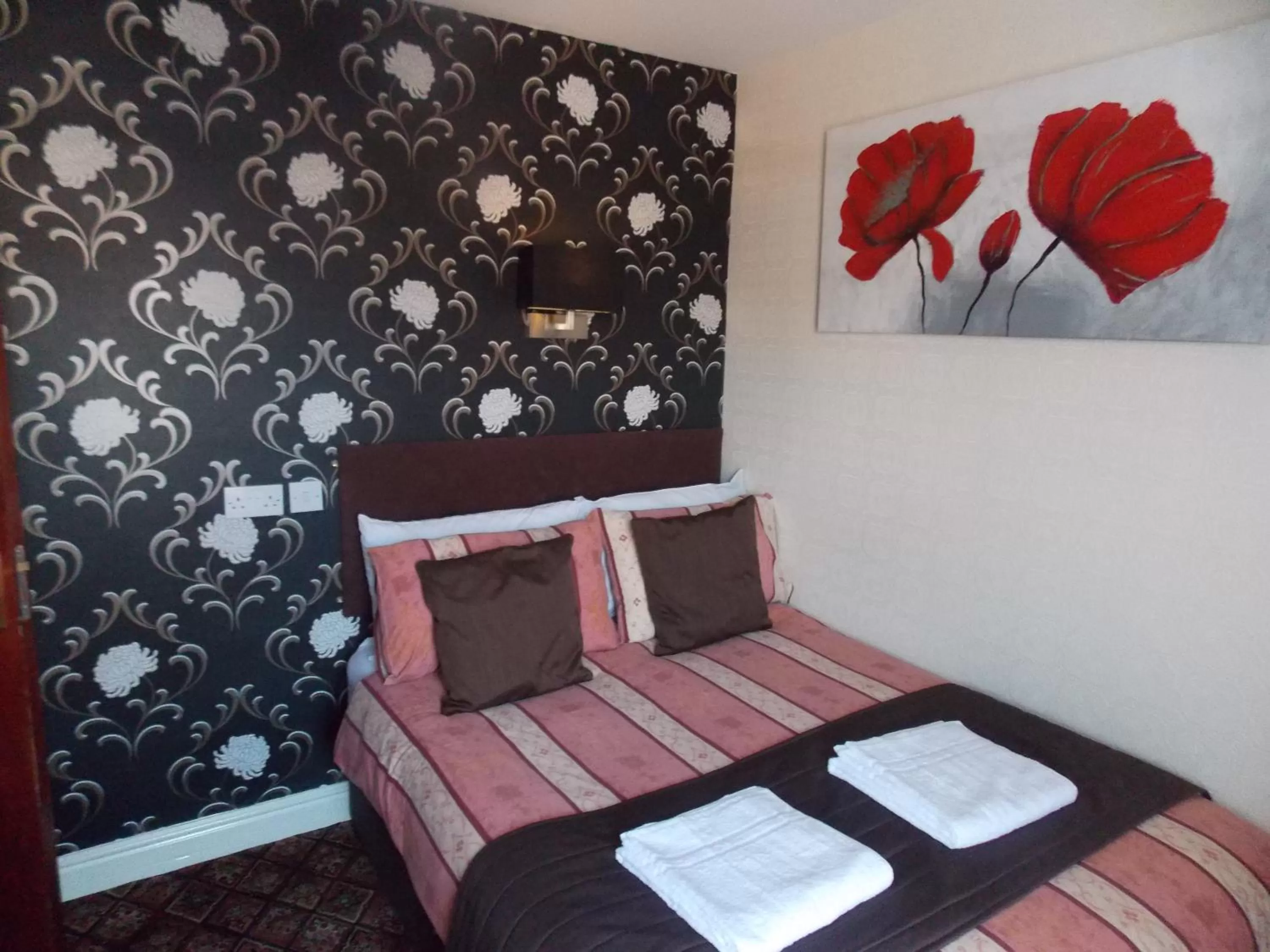 Bedroom, Bed in The Trafford Hotel