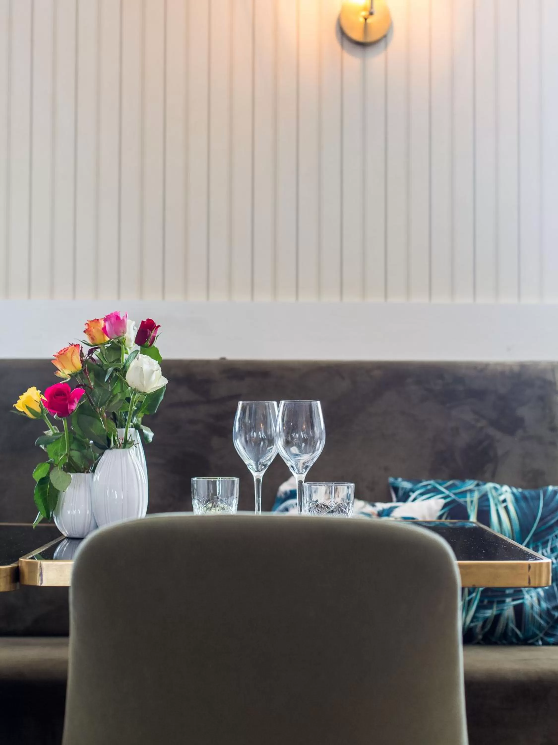 Lounge or bar in Hôtel des Basses Pyrénées - Bayonne