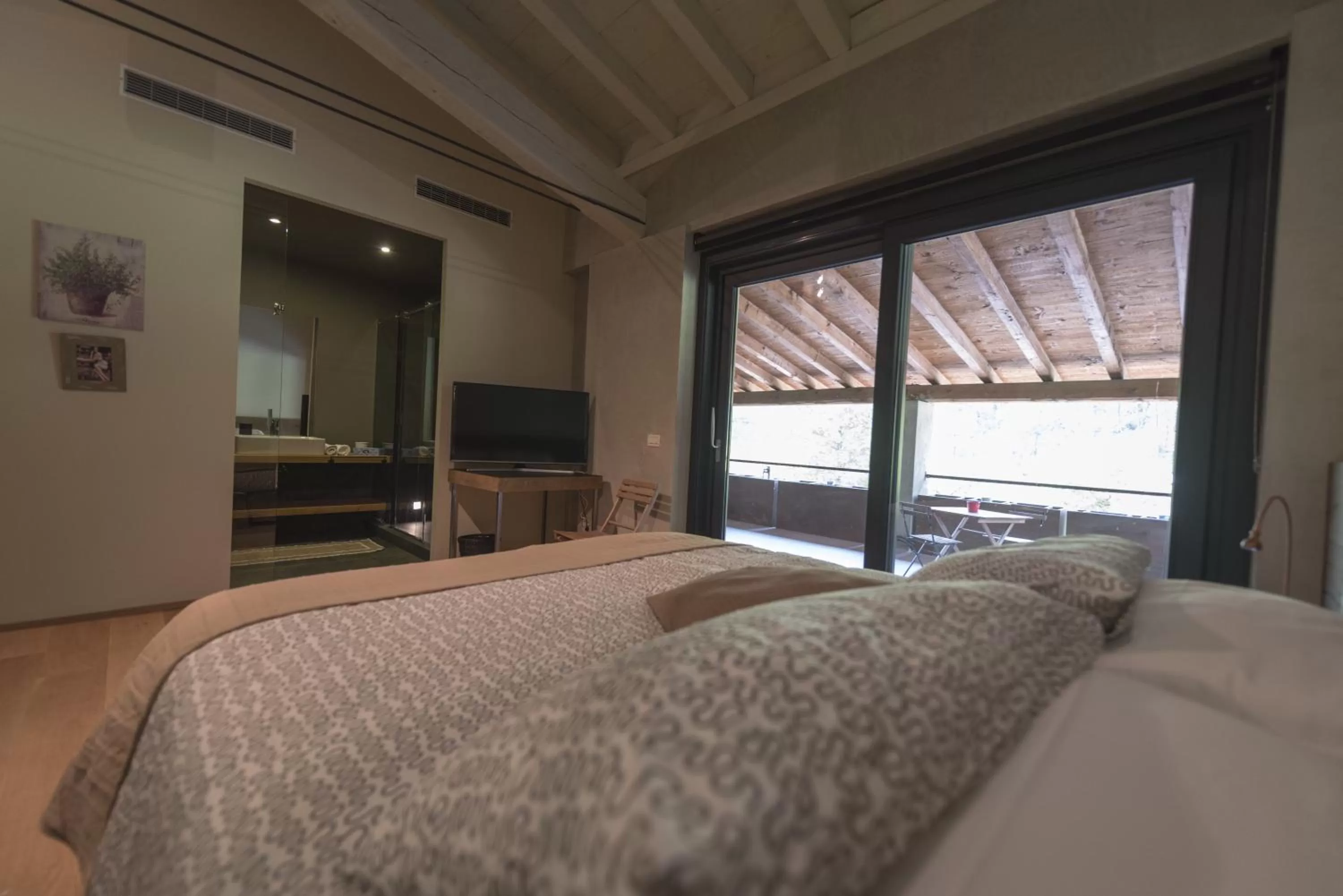 Day, TV/Entertainment Center in Agriturismo Locanda Del Pesco