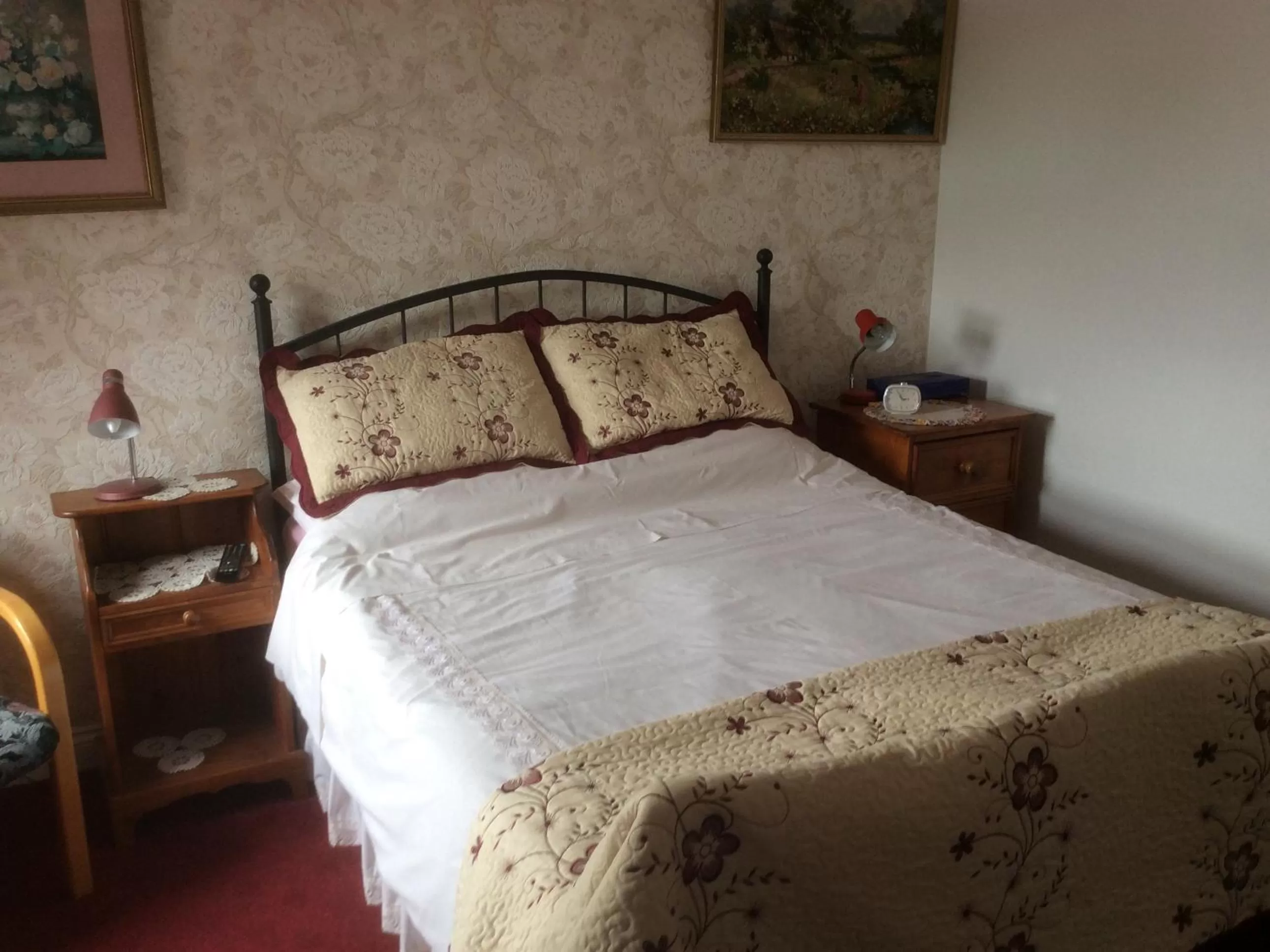 Double Room Ensuite in Laurel Lodge