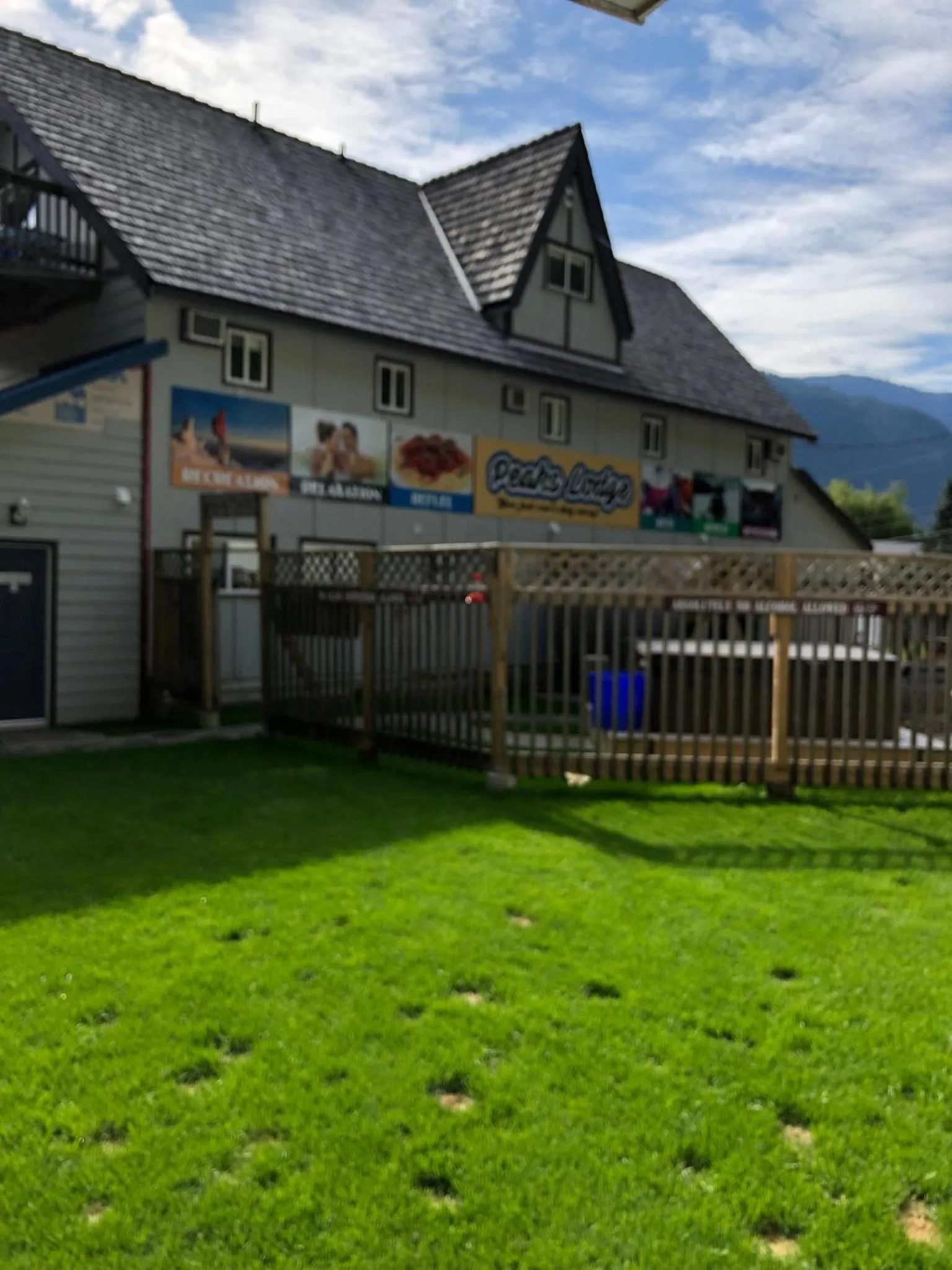 Property building in Peaks Lodge
