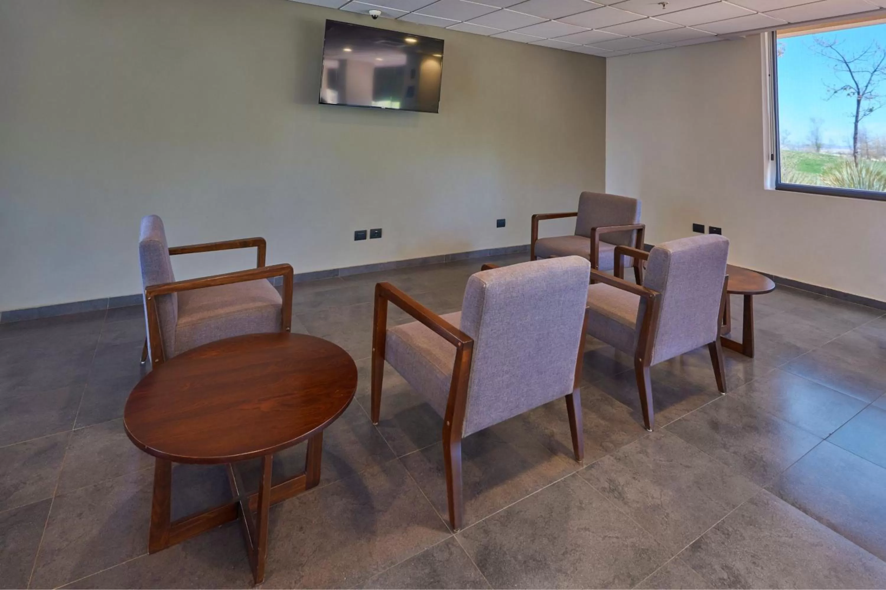 Lobby or reception in City Express by Marriott Cananea