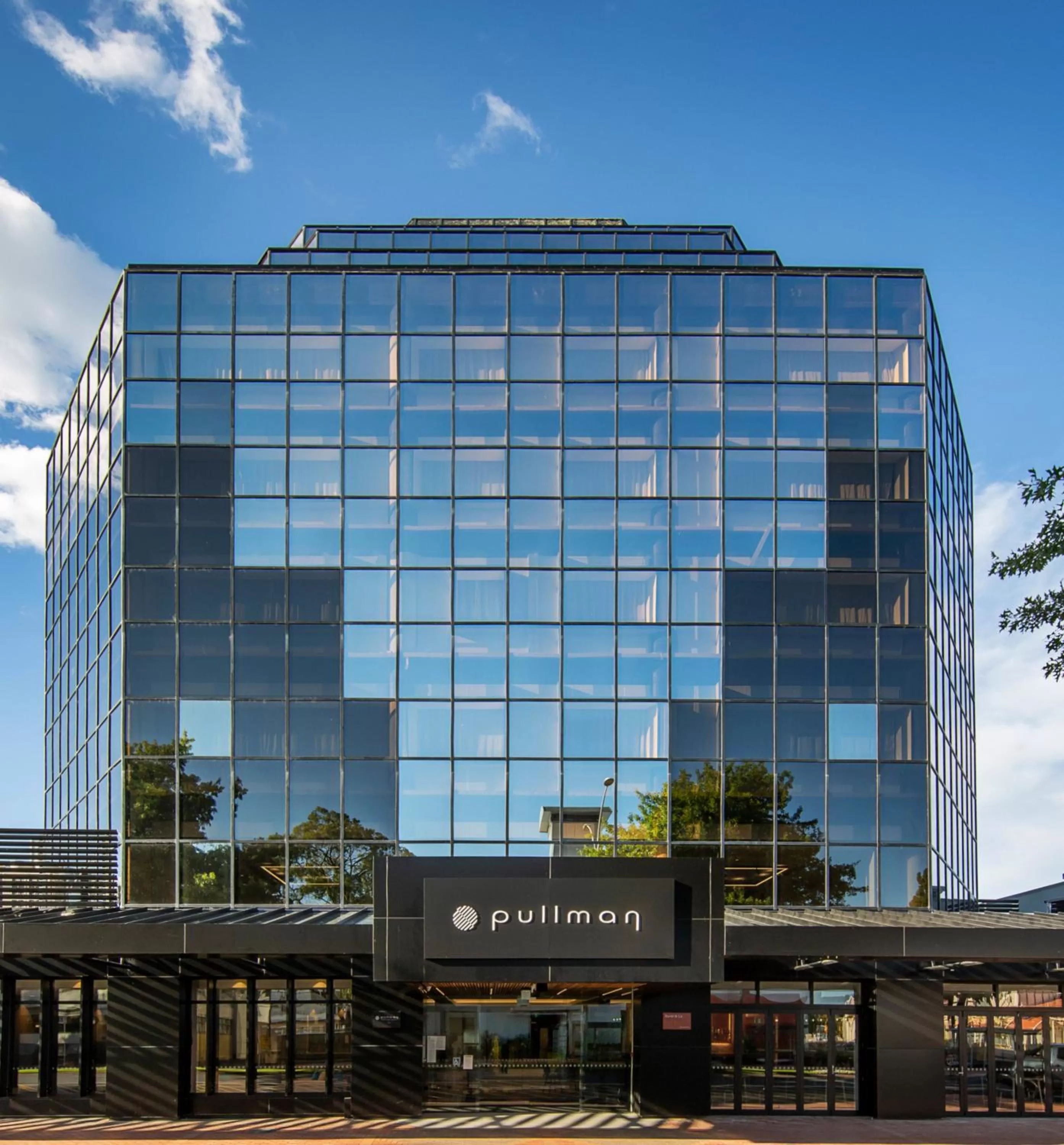 Property building in Pullman Rotorua