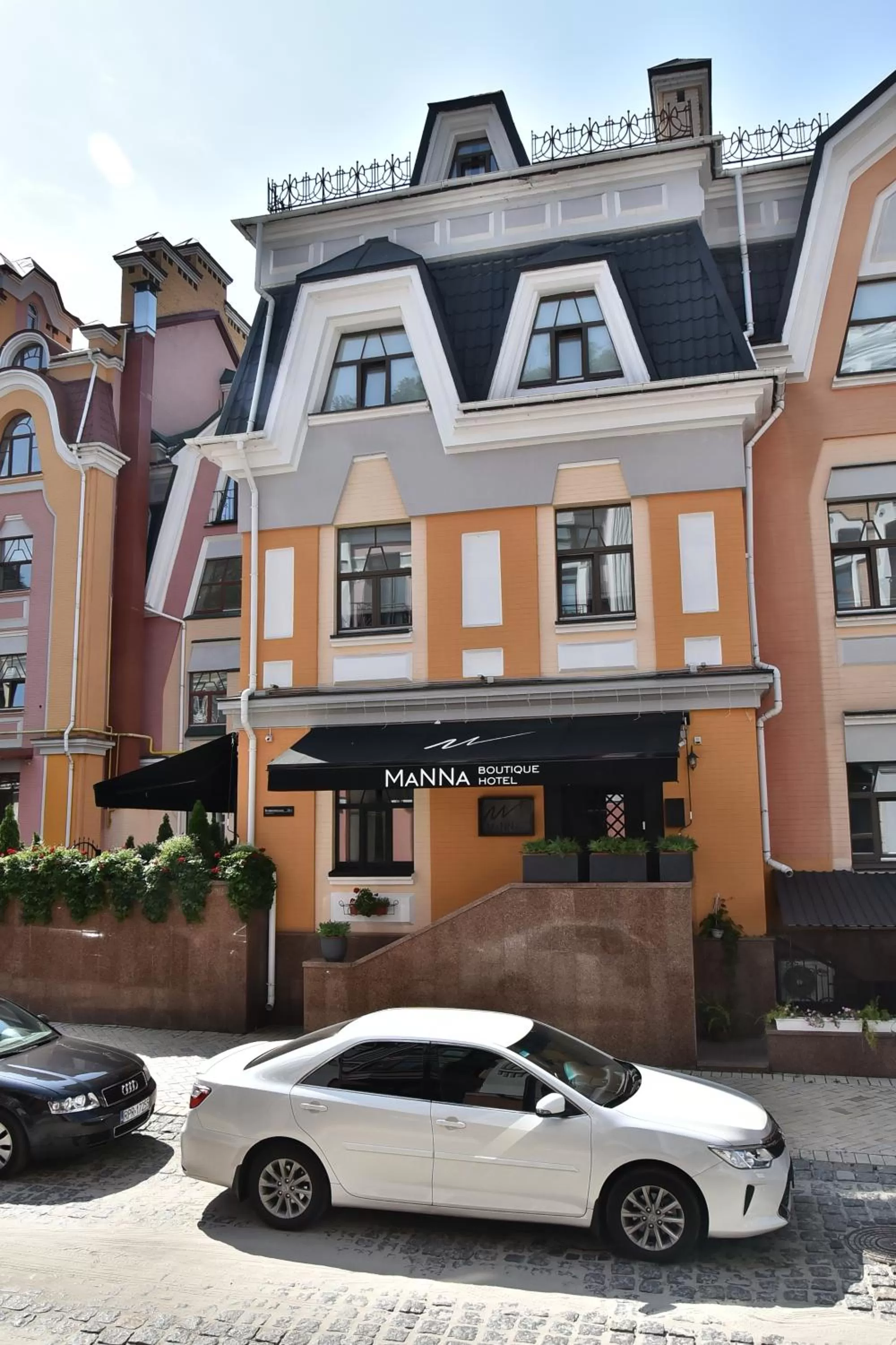 On site in MaNNa Boutique Hotel