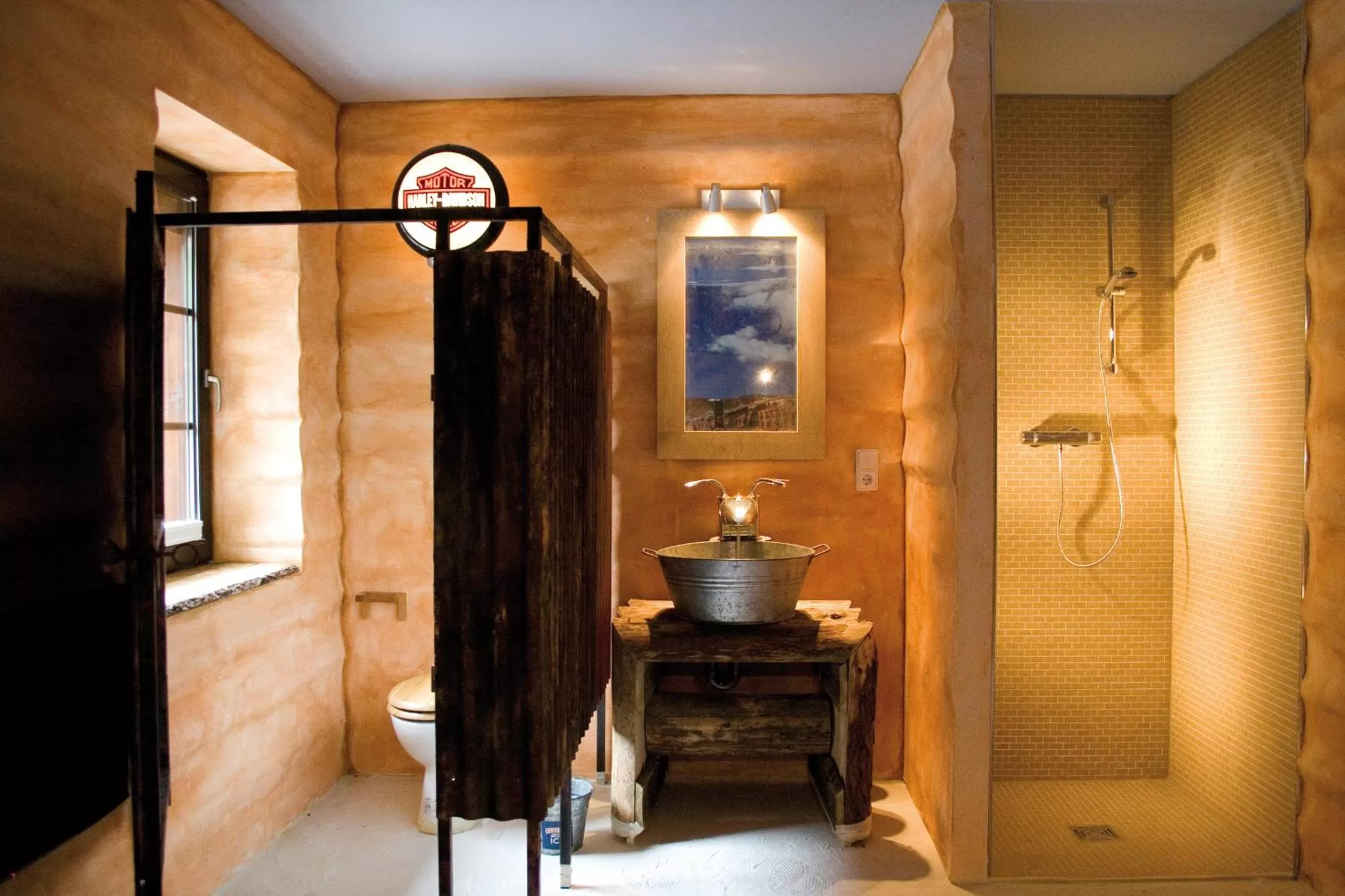 Bathroom in Road Stop Dortmund