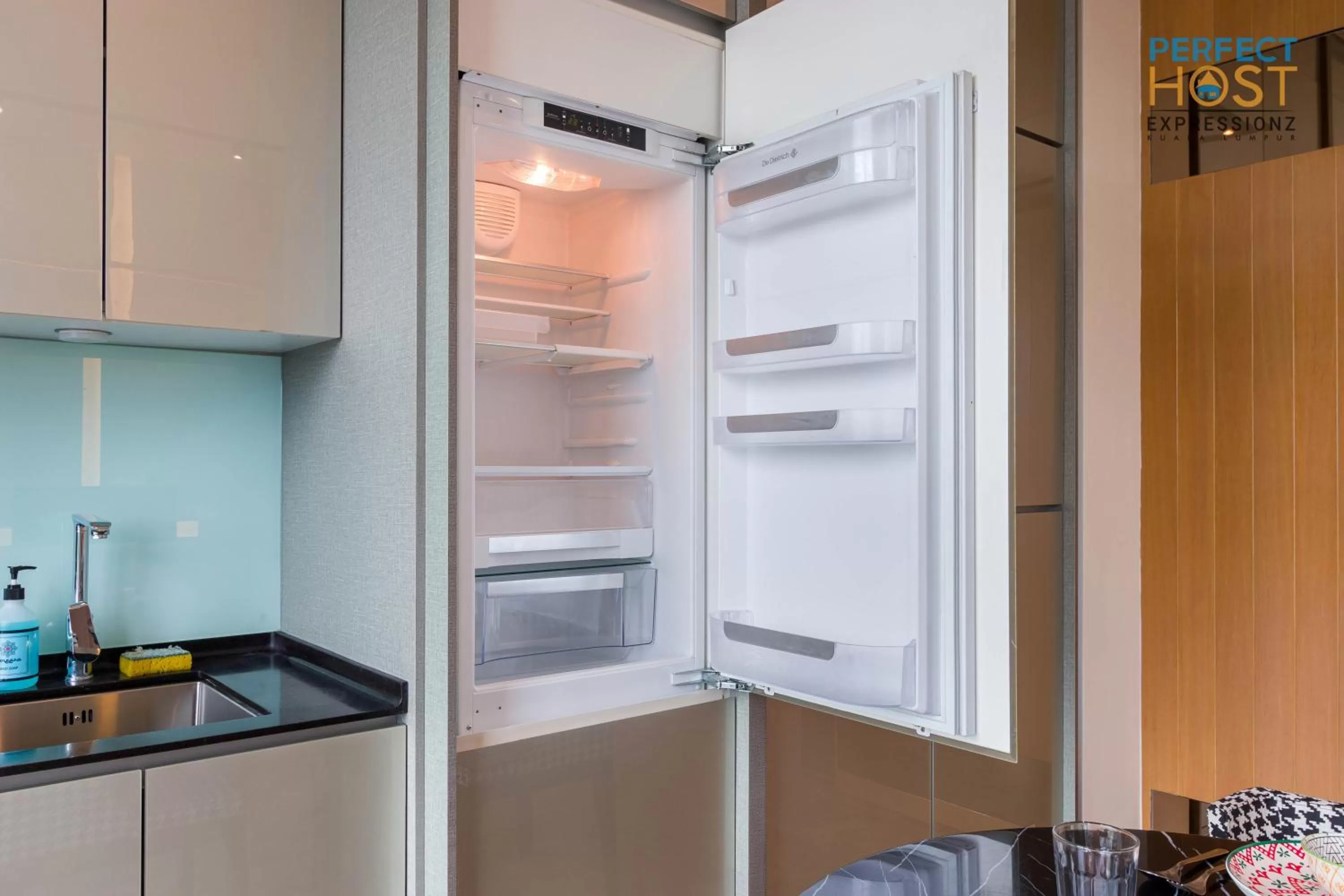 Kitchen or kitchenette in Expressionz Suites KL by Perfect Host