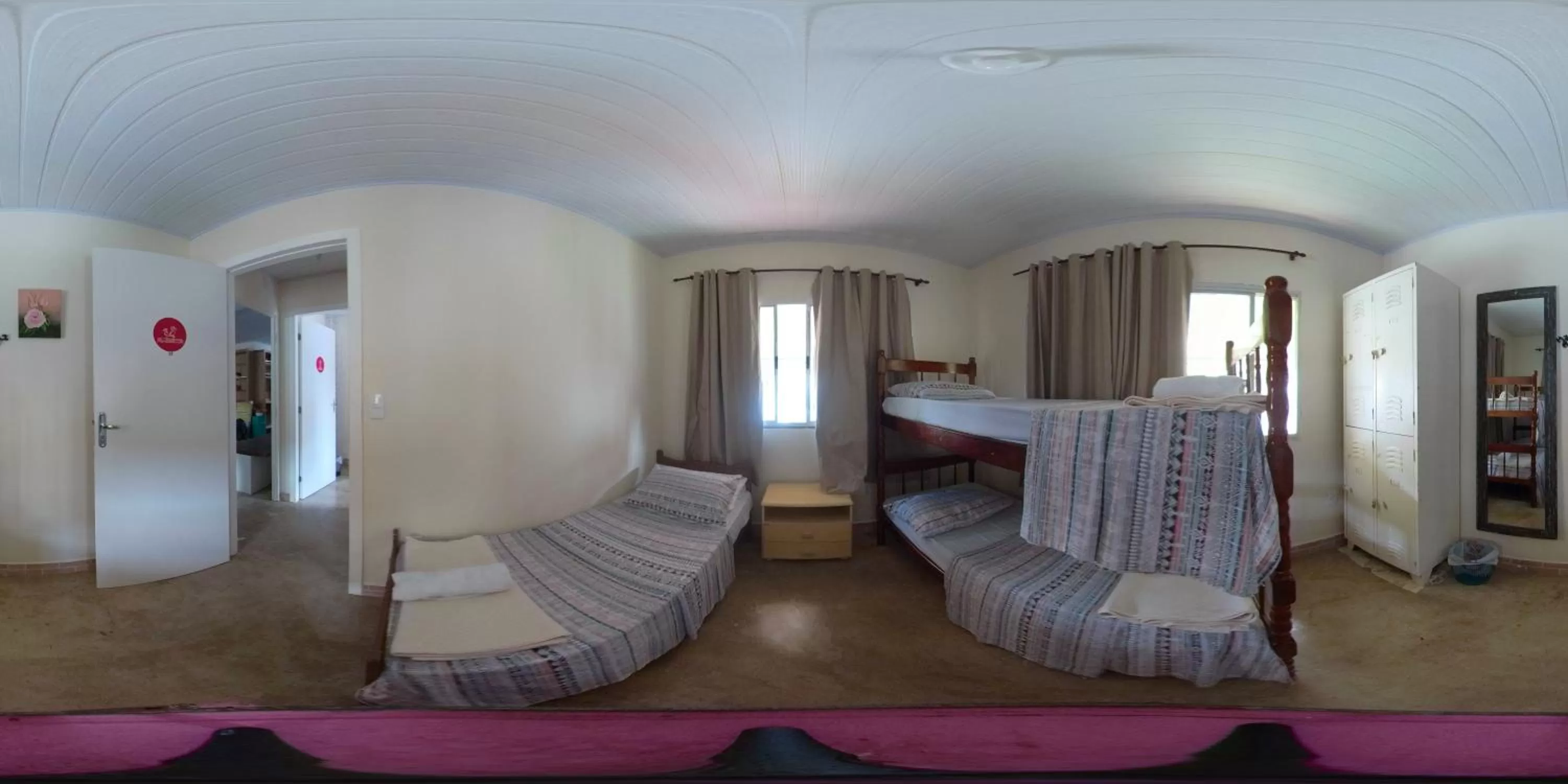 Photo of the whole room, Bed in A Casa Morro do Moreno